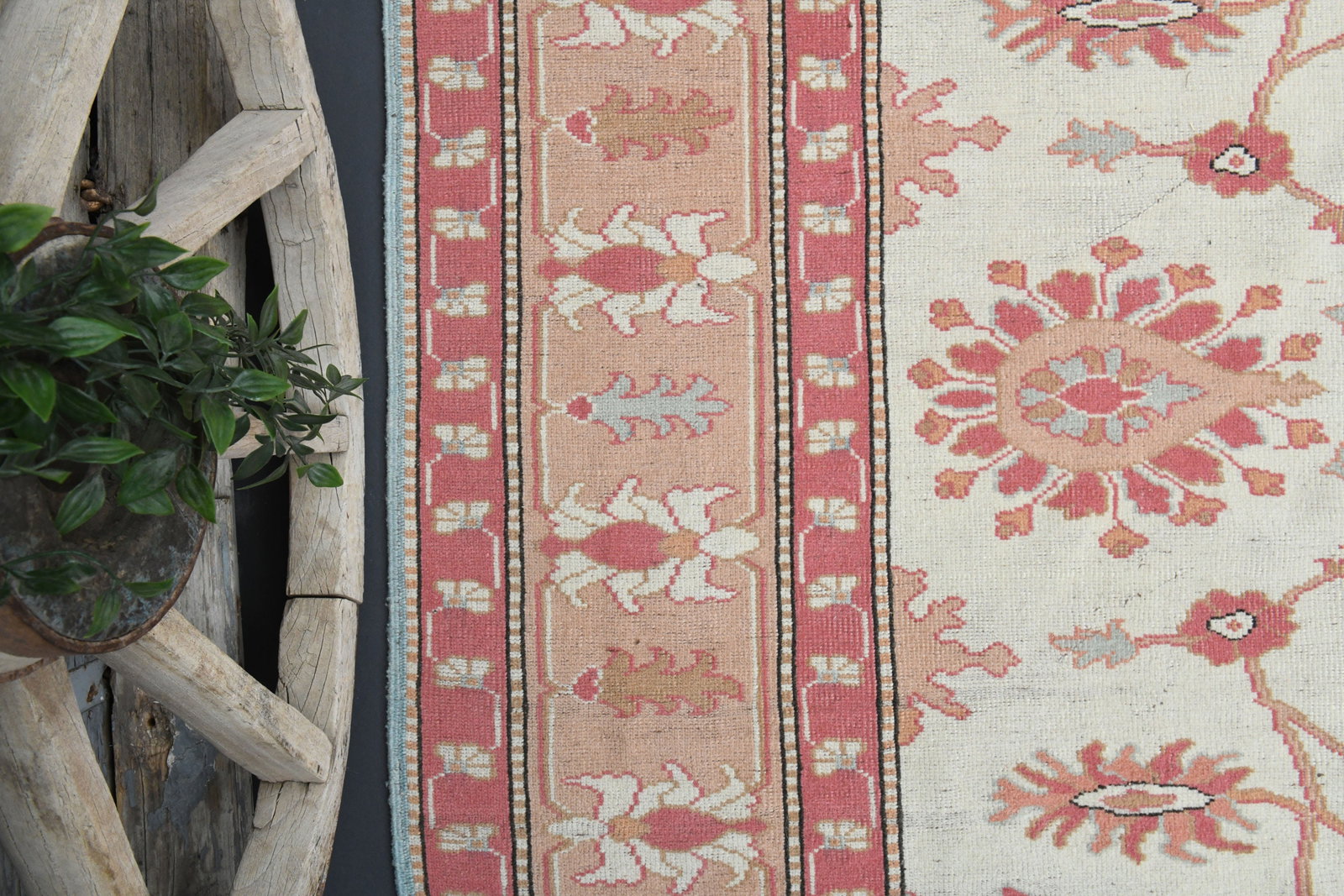 7x10 TURKISH MILAS CARPET, - 8