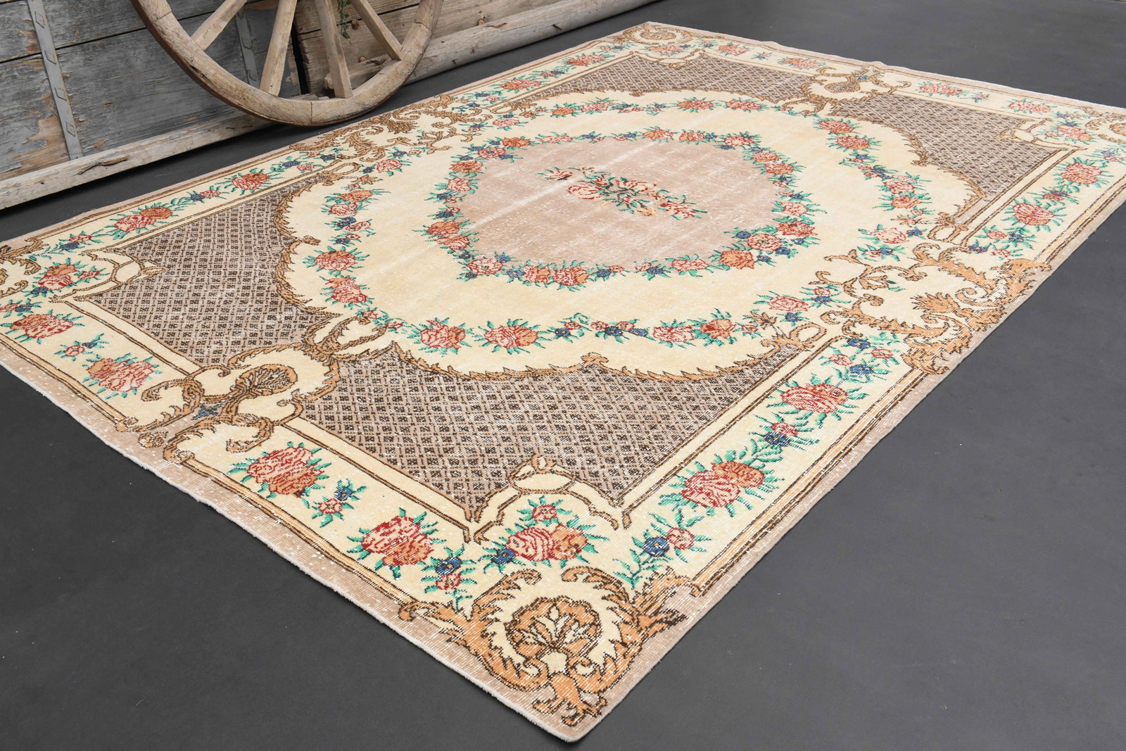 6'9x10'1 FLORAL ANTIQUE DeCOR - 3