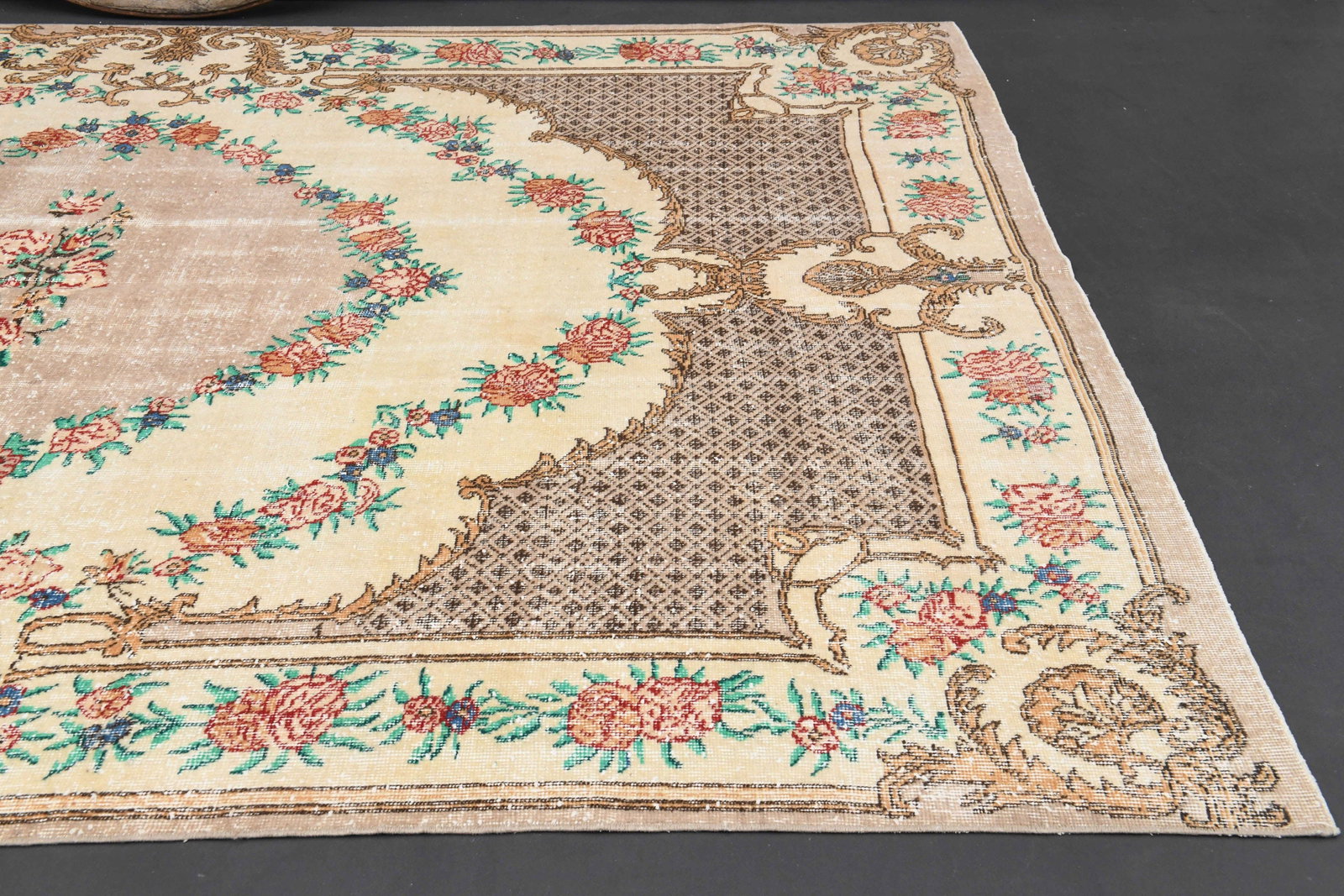 6'9x10'1 FLORAL ANTIQUE DeCOR - 7