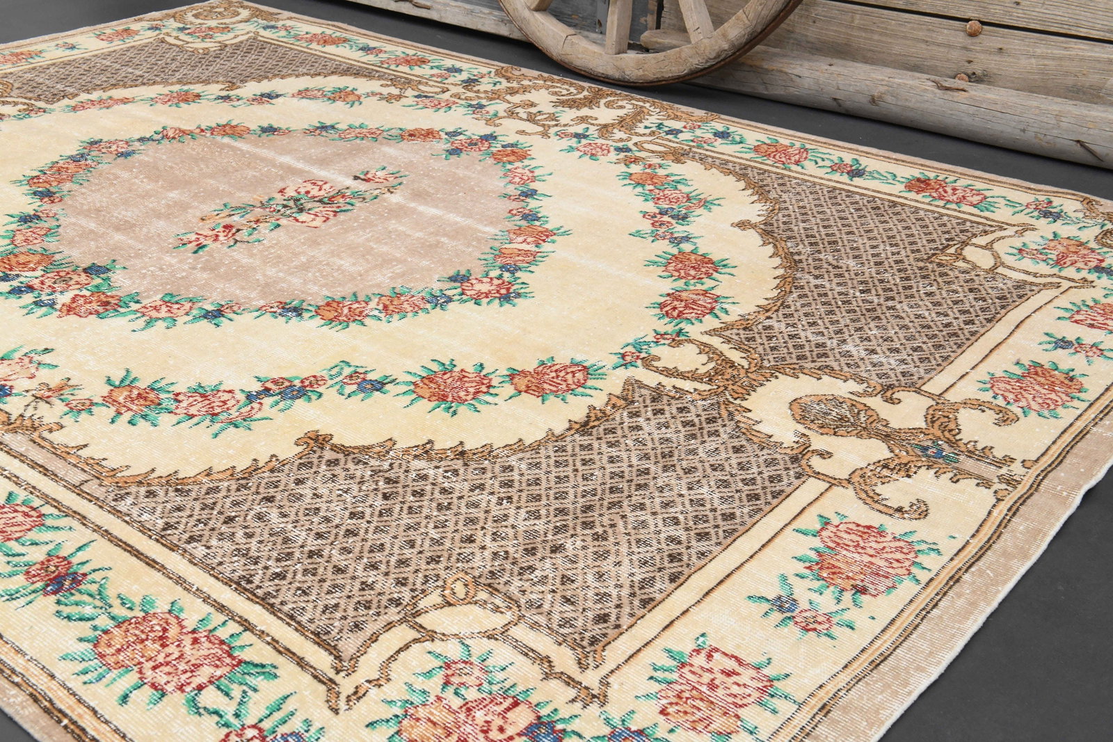 6'9x10'1 FLORAL ANTIQUE DeCOR - 8