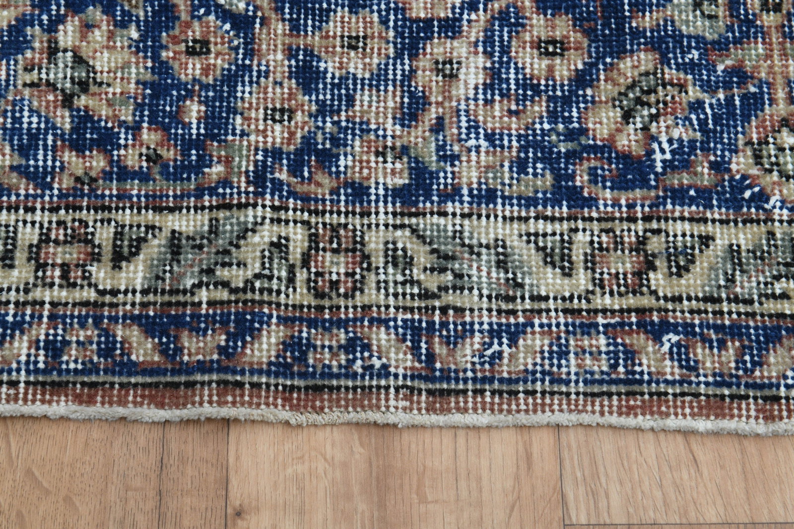 6'7x10'7 ft, PINK VINTAGE RUG - 2
