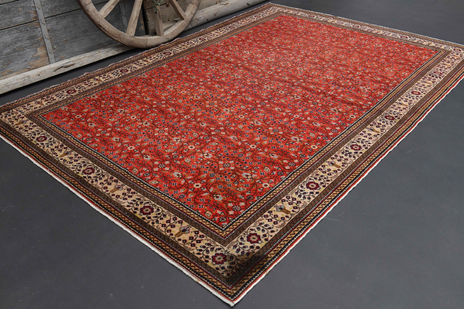 6.5x9.5 ft, TURKISH Rug, HOT PINK Green Vintage Area: Title: 6.5x9.5 ft, TURKISH Rug, HOT PINK Green Vintage Area Description: This Turkish one-of-a-kind Vintage Turkish Rug is hand-knotted and handwoven by the most skilled artisans who use pure wool,