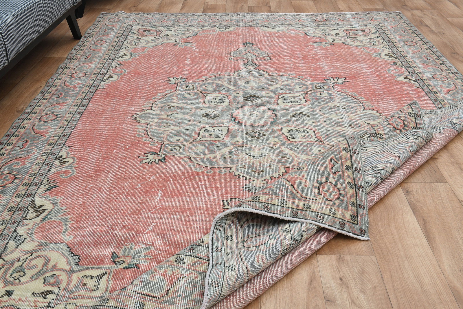 6.9x10.2 ft, Pink Turkish Rug Distressed Vintage - 8
