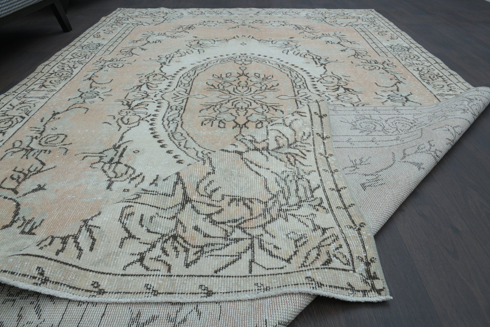 6x10 ft, VINTAGE Rug, TURKISH - 5
