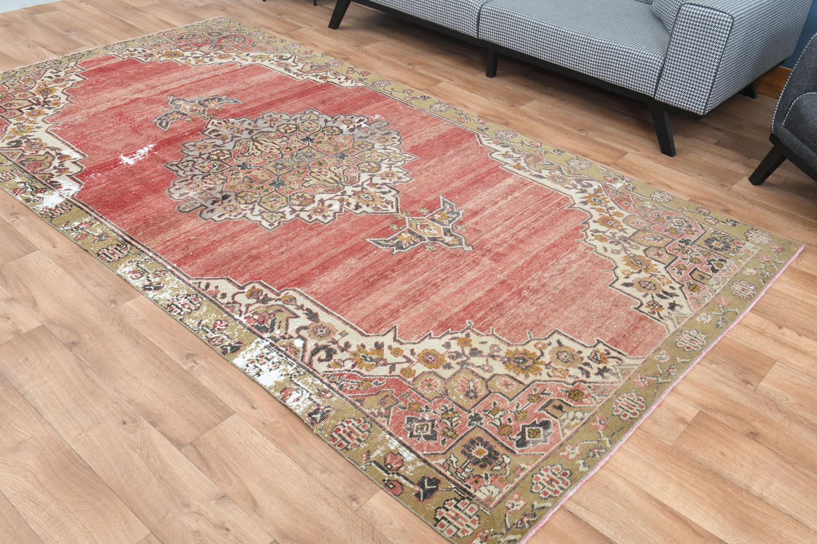5'6x10'4 ft, LUXURY PINK RUG - 4