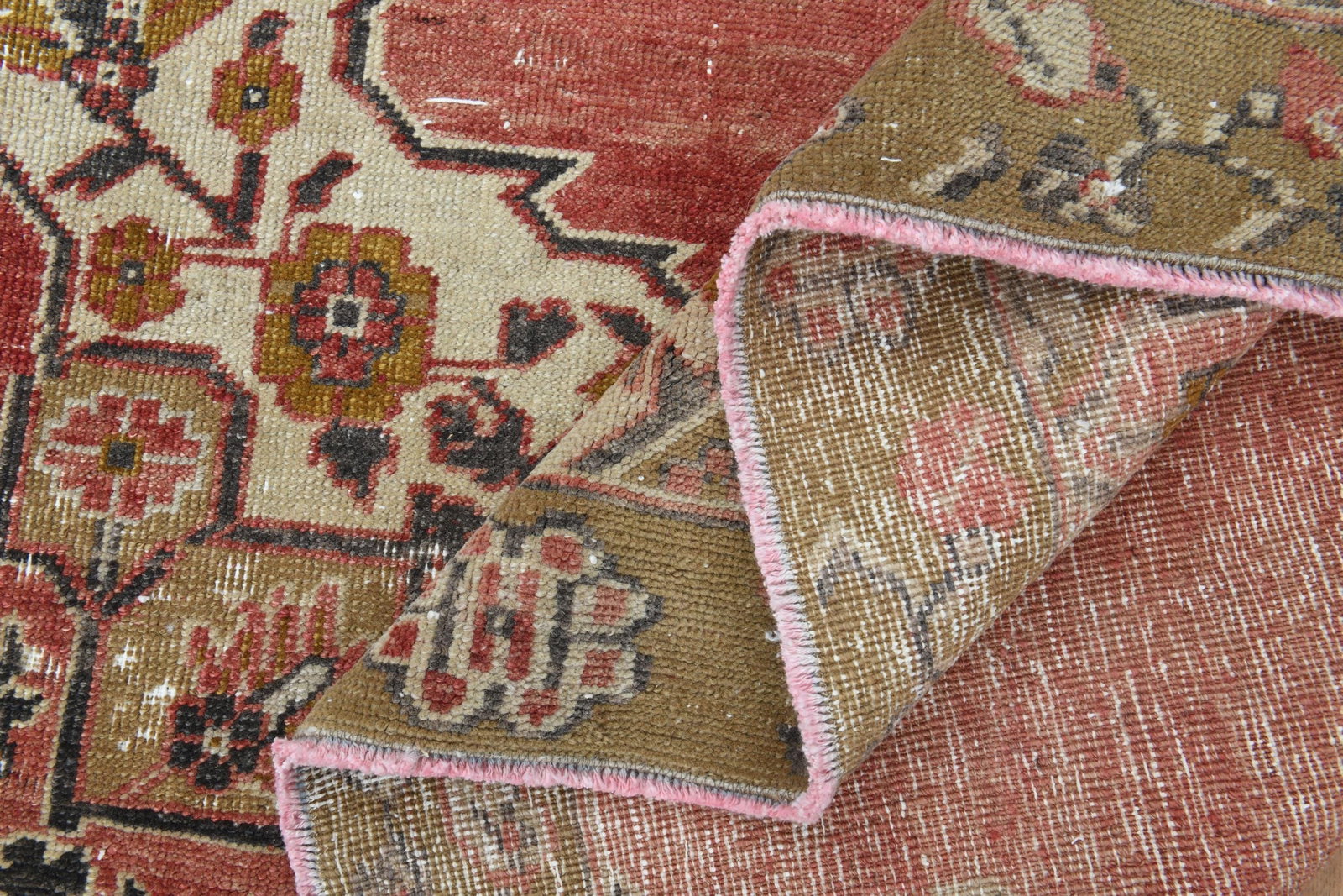 5'6x10'4 ft, LUXURY PINK RUG - 7