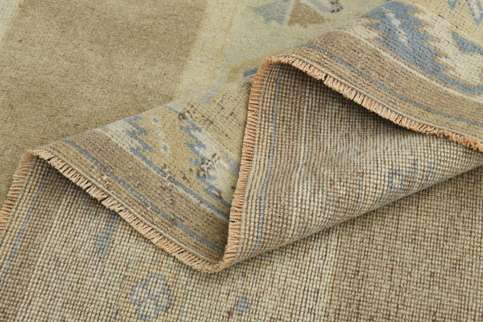 7x9 LIVING ROOM, NEUTRAL Orange: Title: 7x9 LIVING ROOM, NEUTRAL Orange Description: This Turkish one-of-a-kind Vintage Turkish Rug is hand-knotted and handwoven by the most skilled artisans who use pure wool, in muted, natural tones