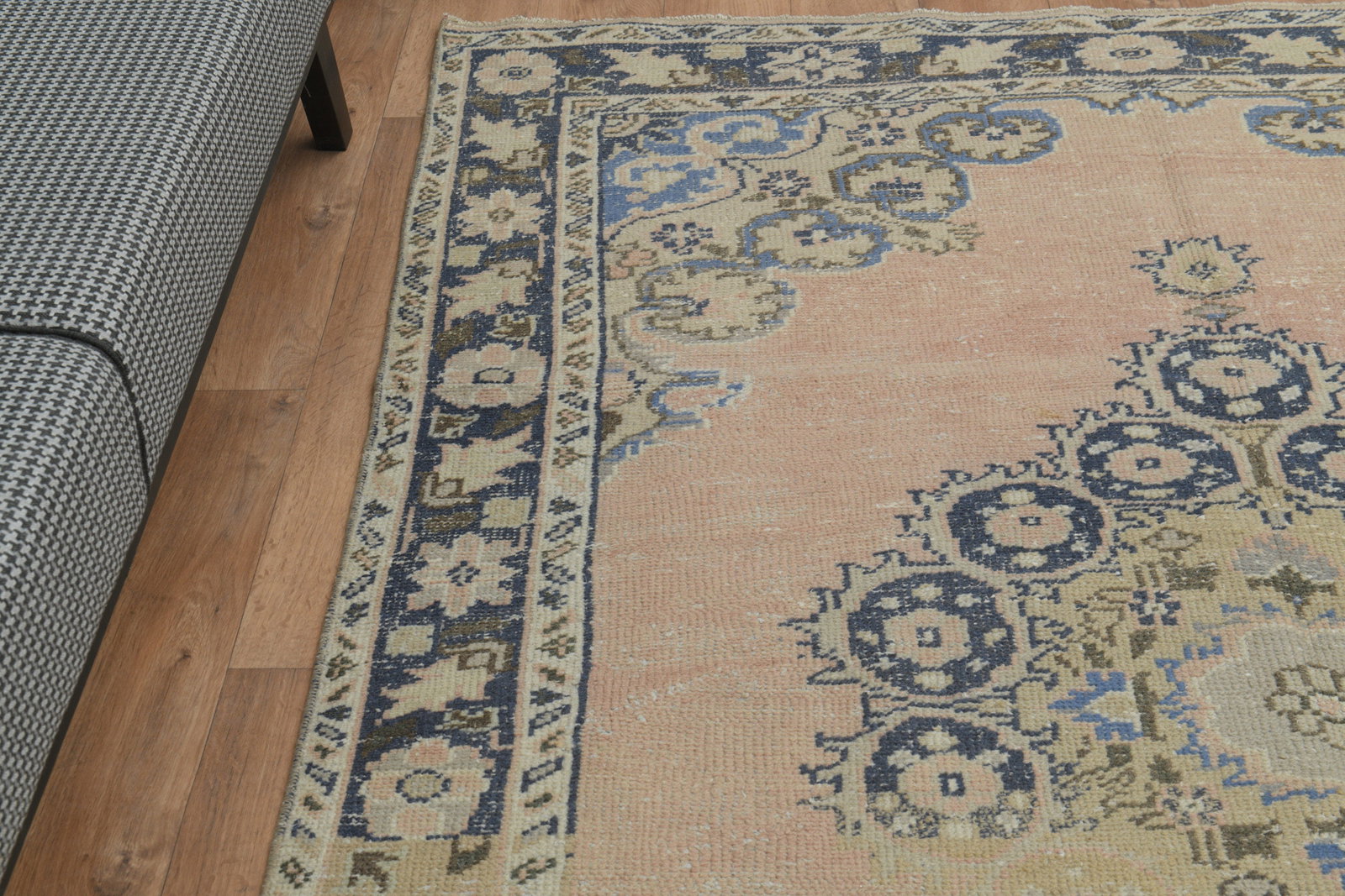 6x9 TURKISH RUG, Faded Pink - 6