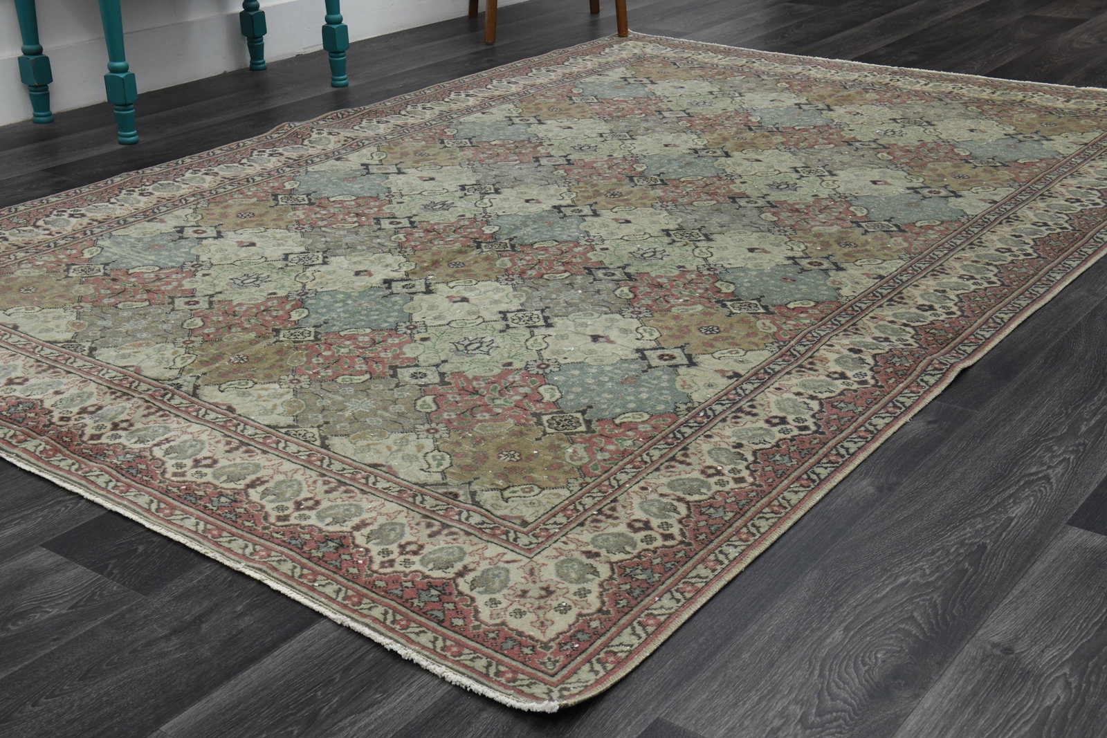 6.3x9.4 ft, TURKISH Rug, VINTAGE: Title: 6.3x9.4 ft, TURKISH Rug, VINTAGE Description: This Turkish one-of-a-kind Vintage Turkish Rug is hand-knotted and handwoven by the most skilled artisans who use pure wool, in muted, natural tone