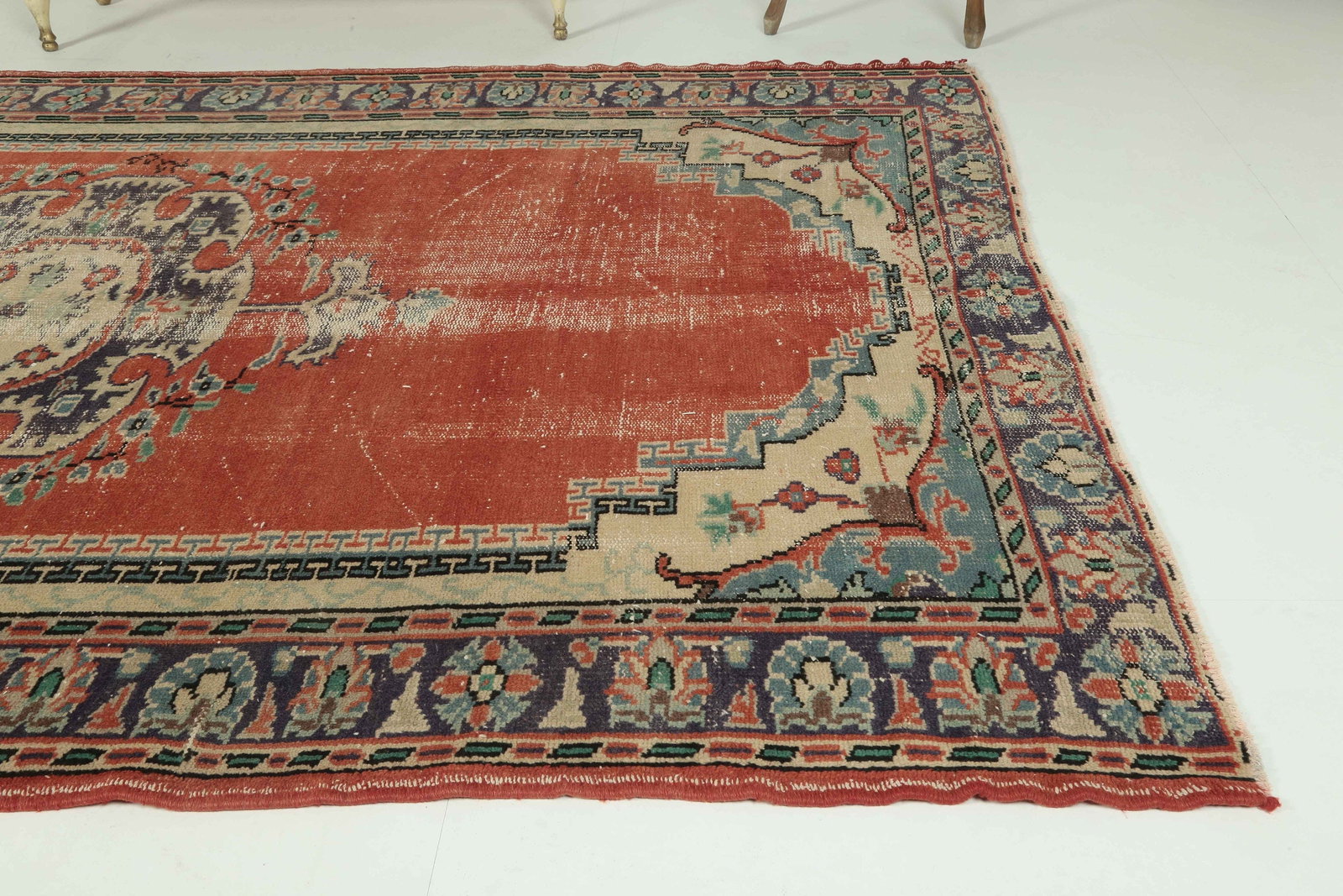 5.9x8.4 Ft, VINTAGE Rug, TURKISH - 4