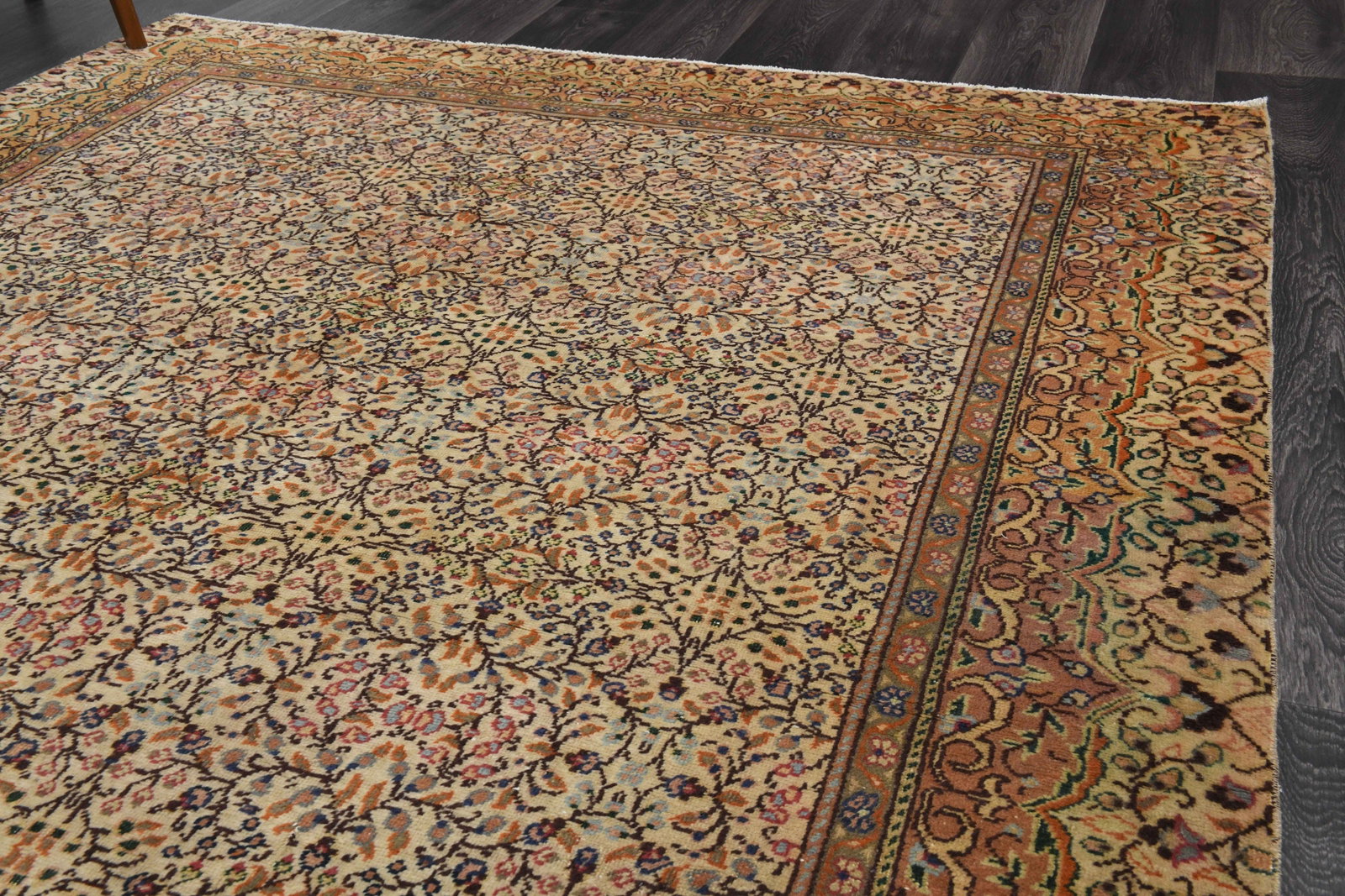 6.4x9.3 ft, Mid 20th Century Rustic Wool Vintage RUG - 3