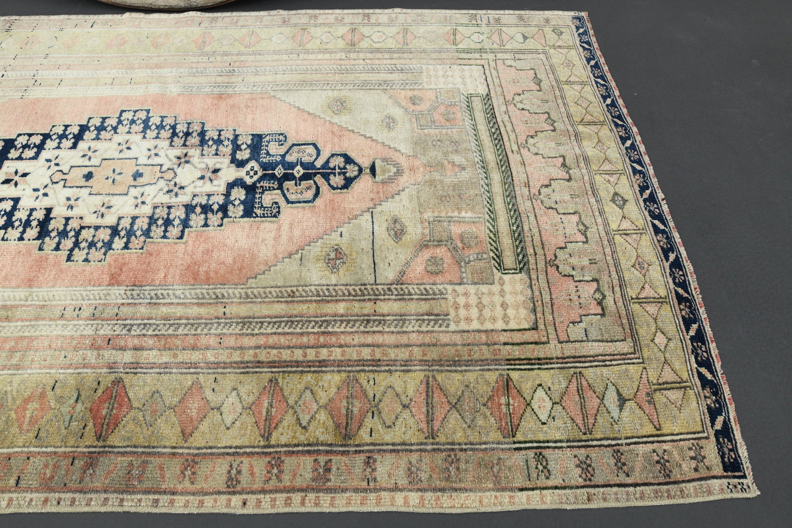 4x7.2 Turkish Rug, Pink Vintage Neutral Turkish - 8