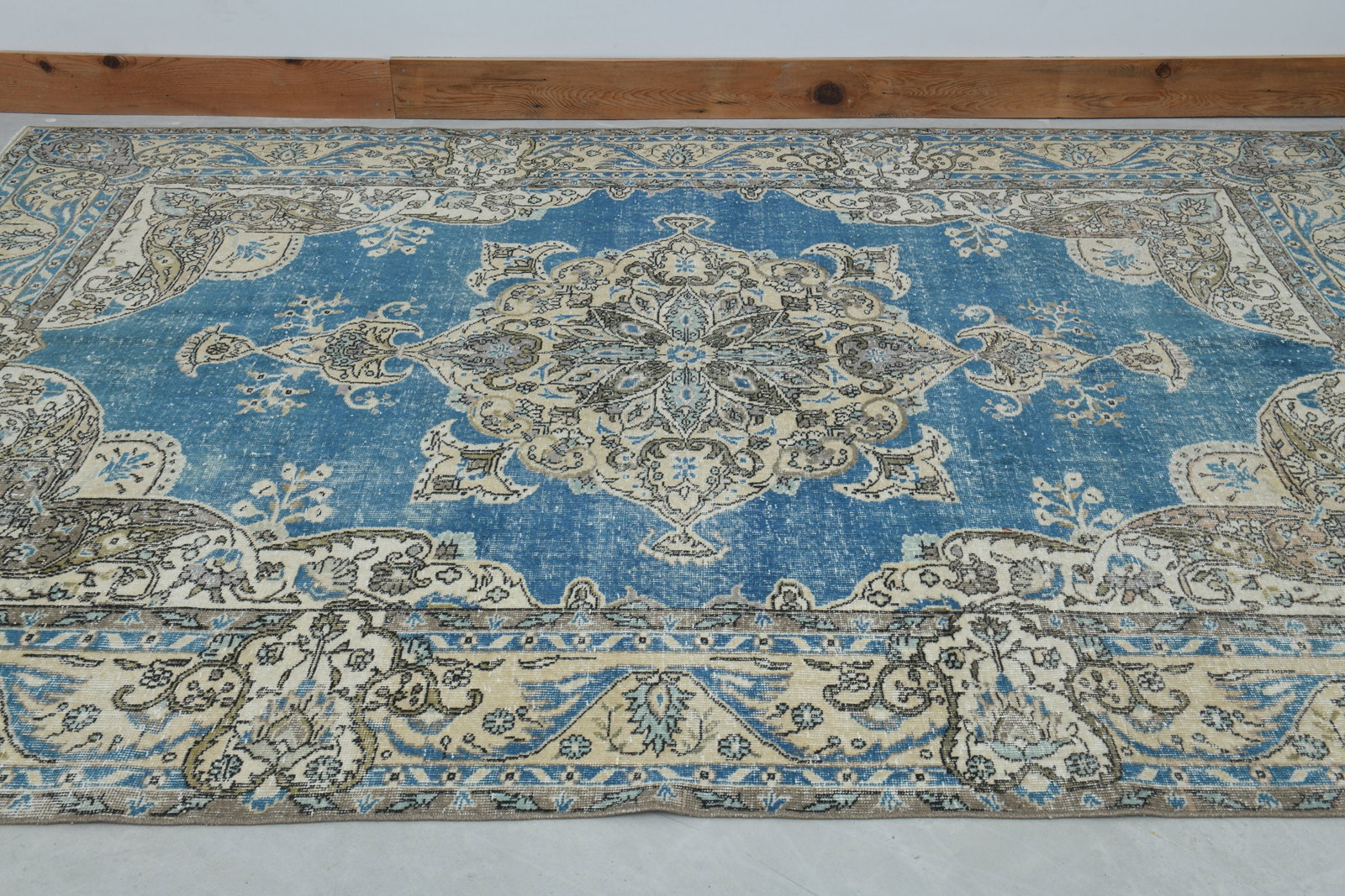 7.1x10.3 ft, BLUE TURKISH RUG - 3