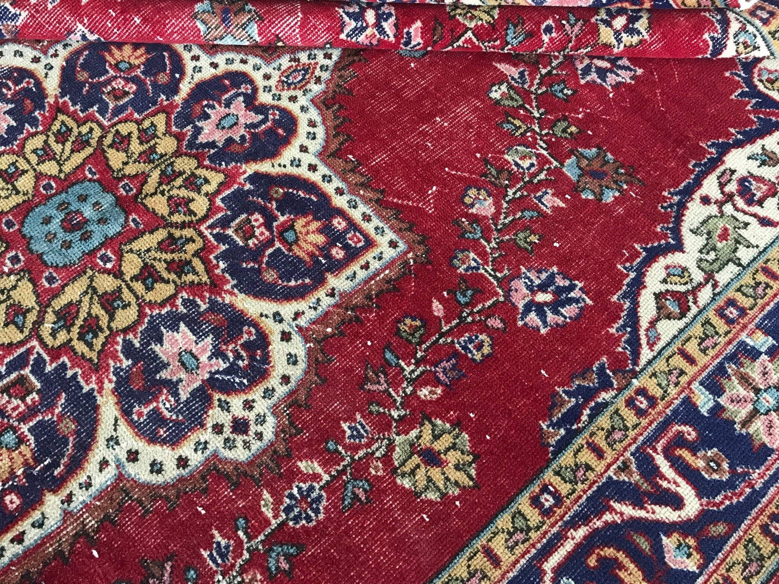 5.7x9.5 ft, RED TURKISH RUG, Vintage Oushak - 4