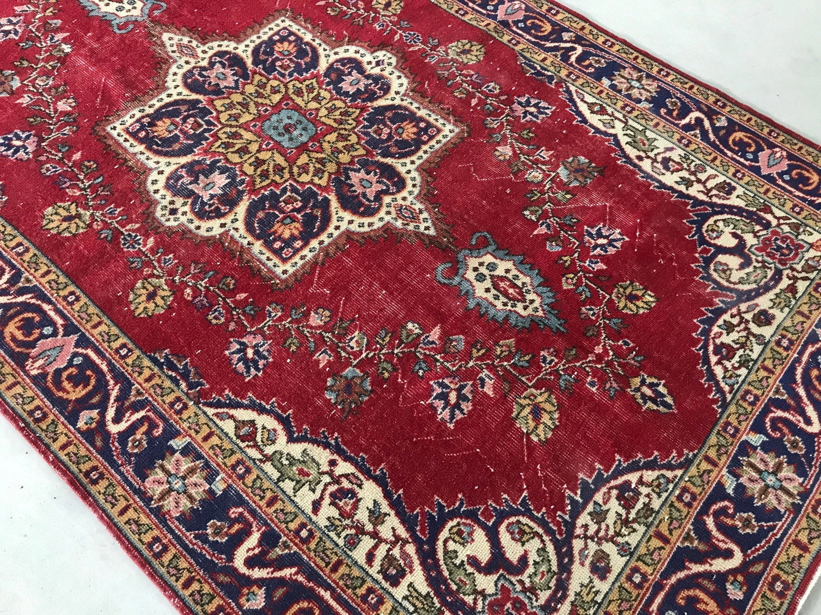 5.7x9.5 ft, RED TURKISH RUG, Vintage Oushak - 7