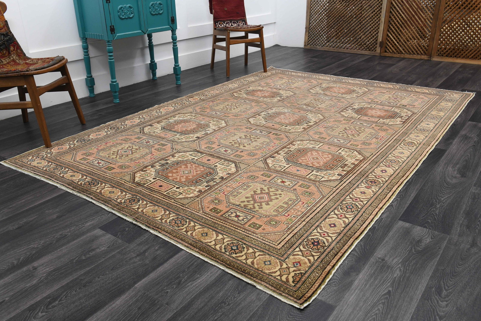 6.6x9.6 ft, HEIRLOOM TURKISH Rug: Title: 6.6x9.6 ft, HEIRLOOM TURKISH Rug Description: This Turkish one-of-a-kind Vintage Turkish Rug is hand-knotted and handwoven by the most skilled artisans who use pure wool, in muted, natural tone