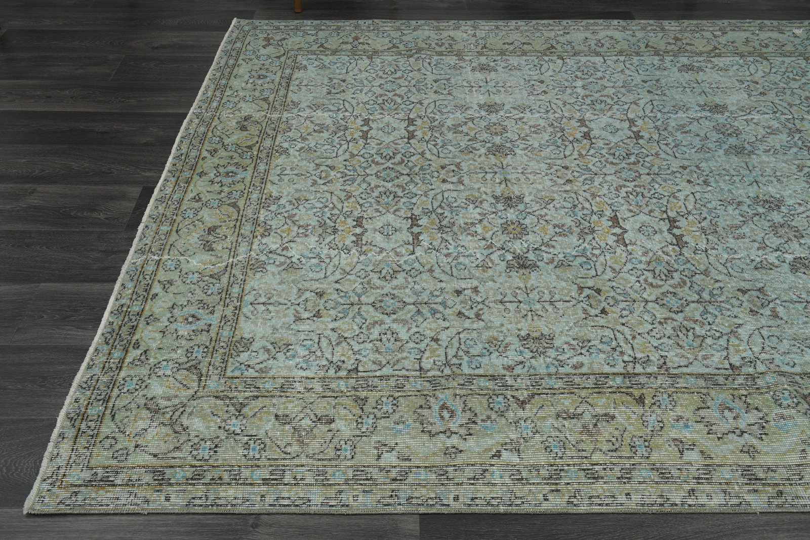 6.9x9.8 ft, VINTAGE Rug, TURKISH - 4
