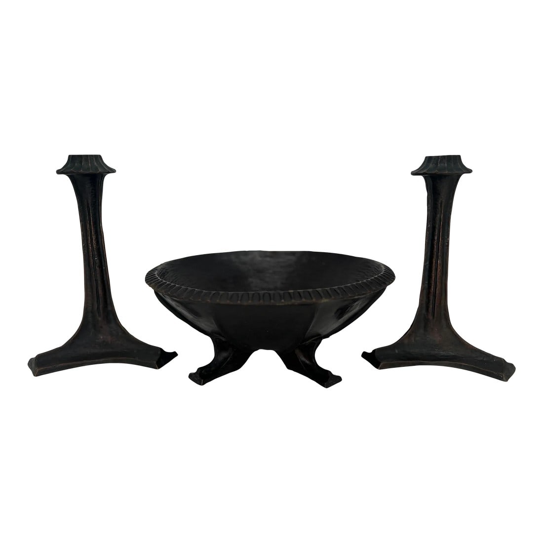 3 Pc Exceptional New York School Arts & Crafts Period Bronze Centerpiece Set: American, late 19th to early 20th century. The set consists of a large bronze centerpiece bowl which has been hand forged with a reeded recessed edge, water sculpted interior, paneled bottom and