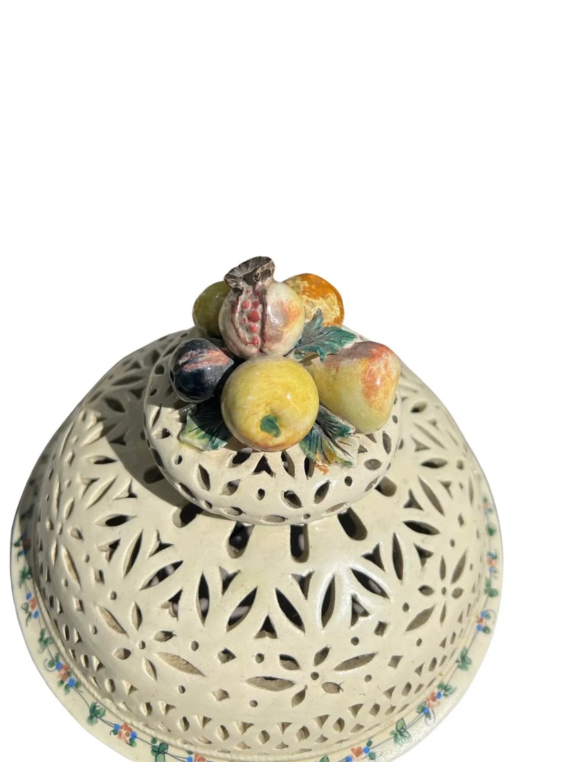 19th Century French Tin Glazed Creamware Centerpiece Adorned With Putti Supports - 12