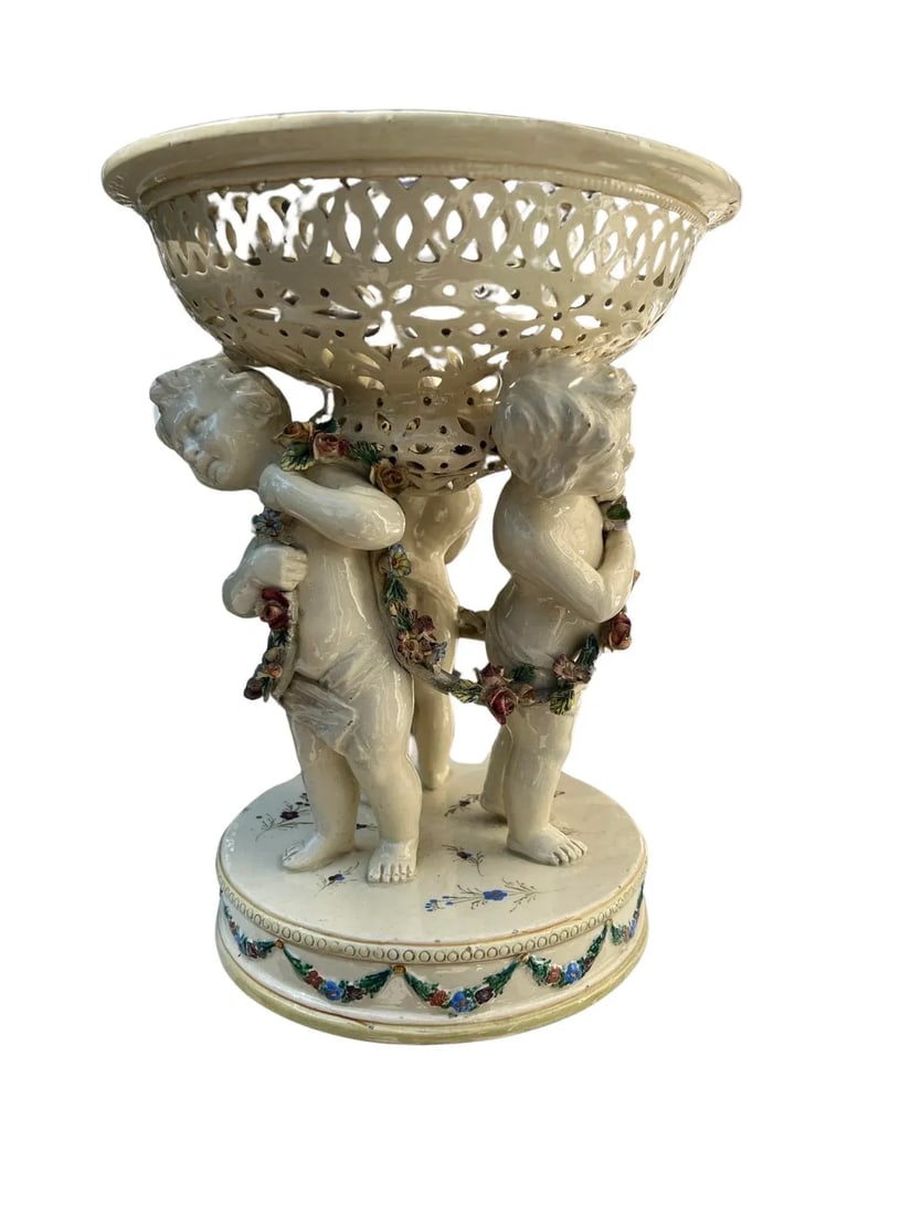 19th Century French Tin Glazed Creamware Centerpiece Adorned With Putti Supports - 6