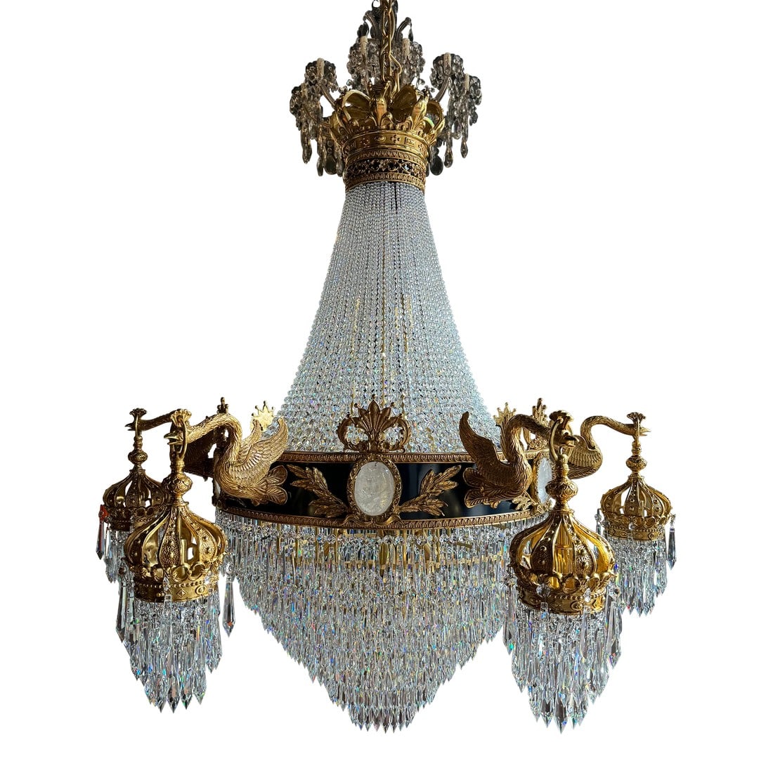 21st Century Baroque Brass Empire Chandelier Rock Crystal Lustre Lamp Antique Gold Swan: Introducing a stunning Brass Baroque Empire Chandelier, an exquisite piece adorned with captivating crystals, reminiscent of the classical style of the Empire era. This is a new reproduction, and