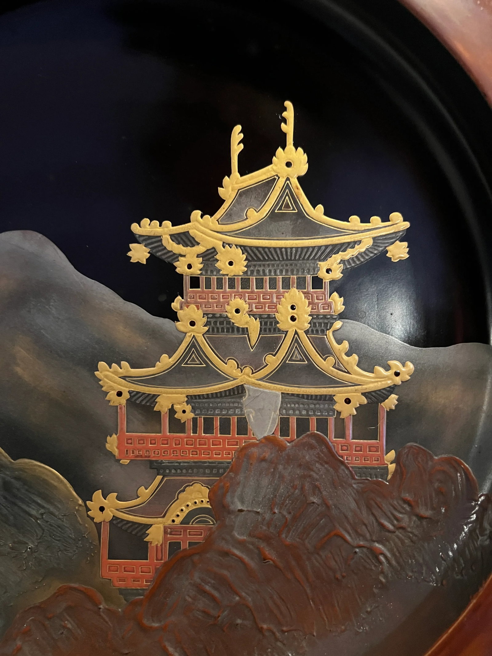 19th Century, Japanese Export Lacquer Tray Maki-E & Mnt Fuji Pagoda Decoration - 2
