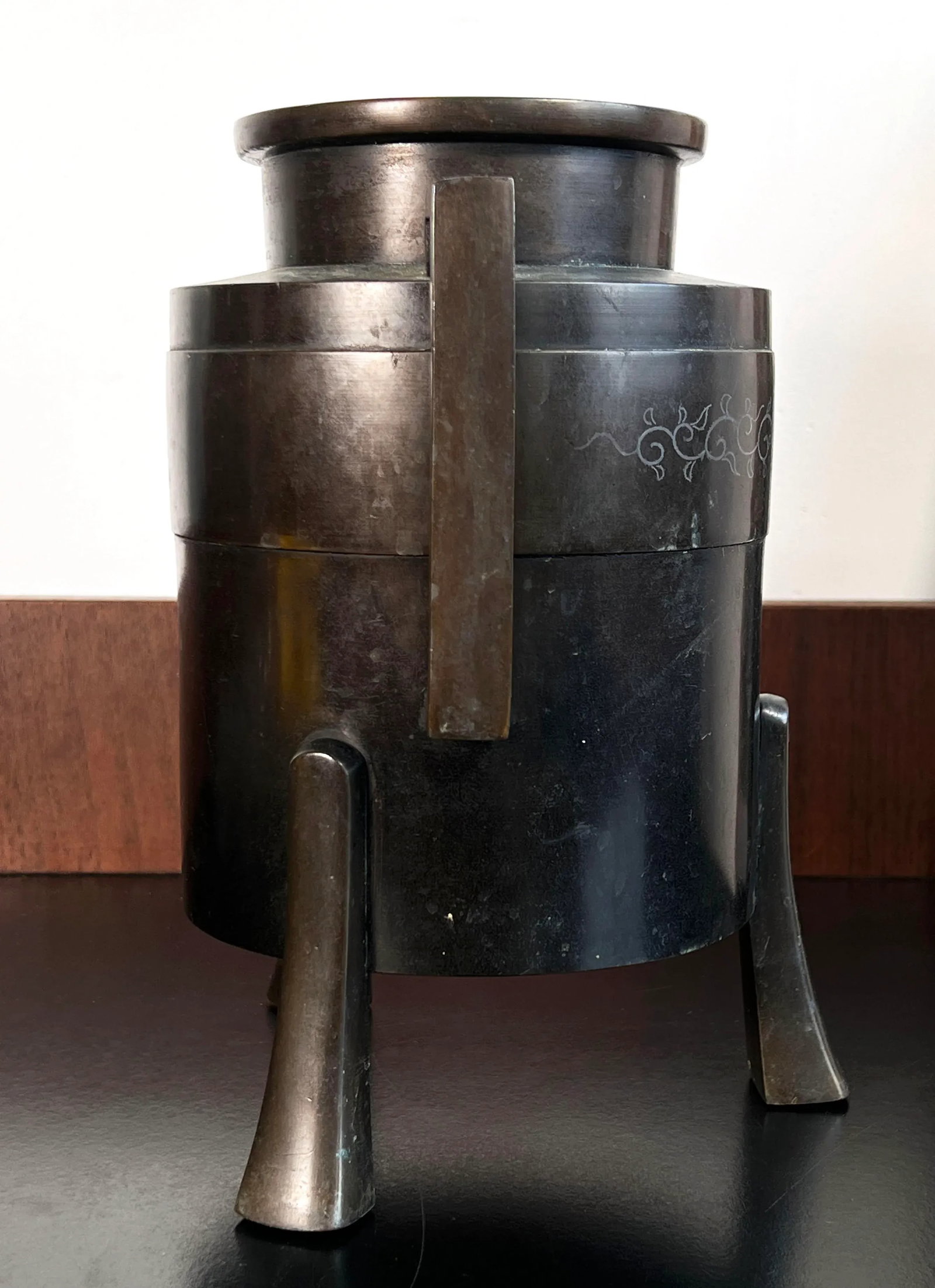 Vintage 1930's Showa Era Japanese Bronze Handled Vase - 3