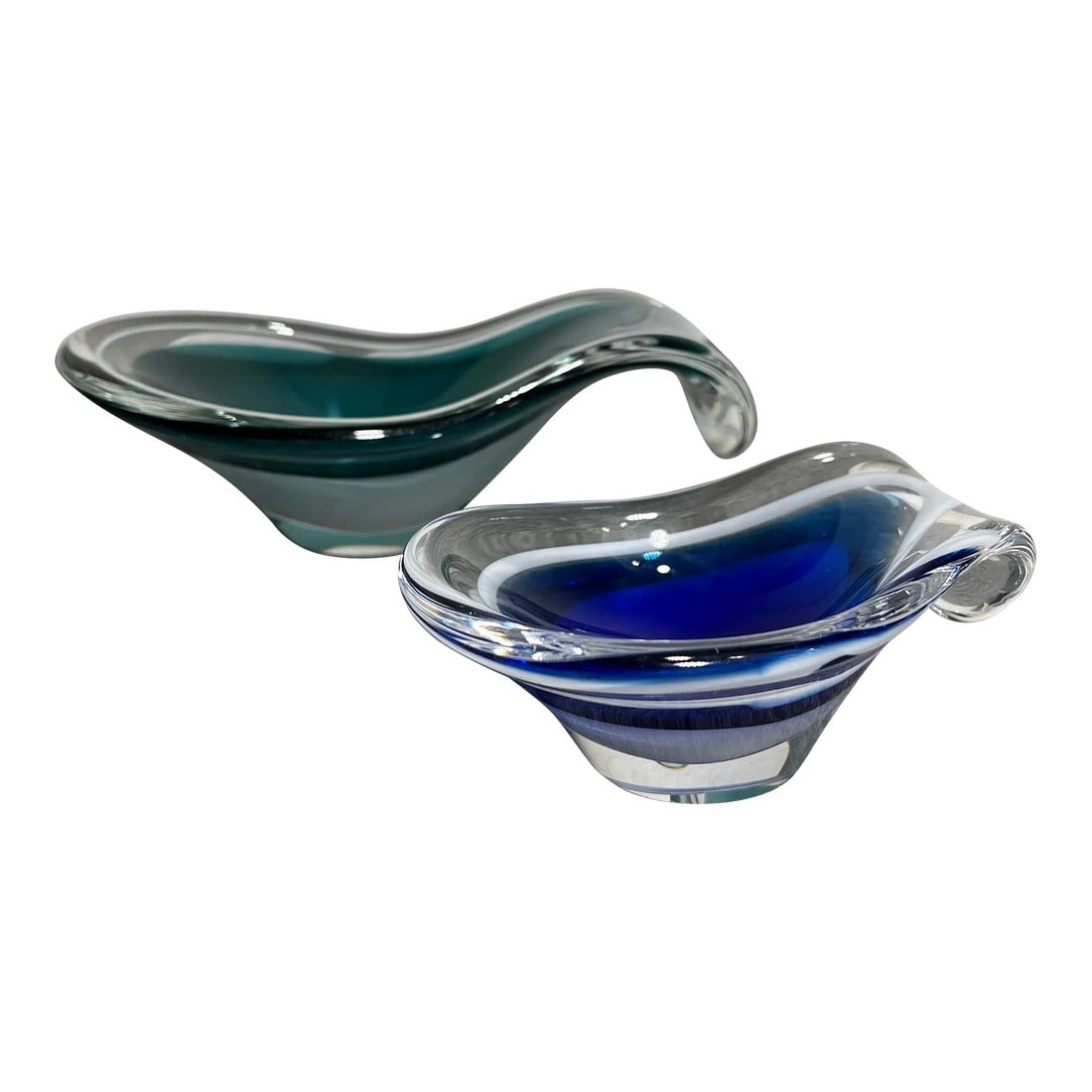 Mid 20th Century Flygsfors Coquille Glass Spoon Bowls - Set of 2: Consists of a blue & white & green & white glass bowl encased in clear glass, using the Venetian developed sommerso technique. Made by the Swedish firm Flygsfors. Signed and dated to base. Large