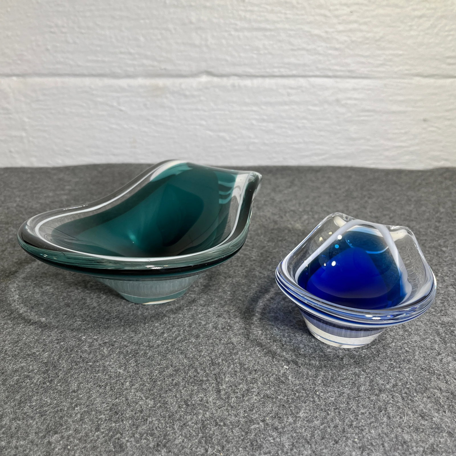 Mid 20th Century Flygsfors Coquille Glass Spoon Bowls - Set of 2 - 2