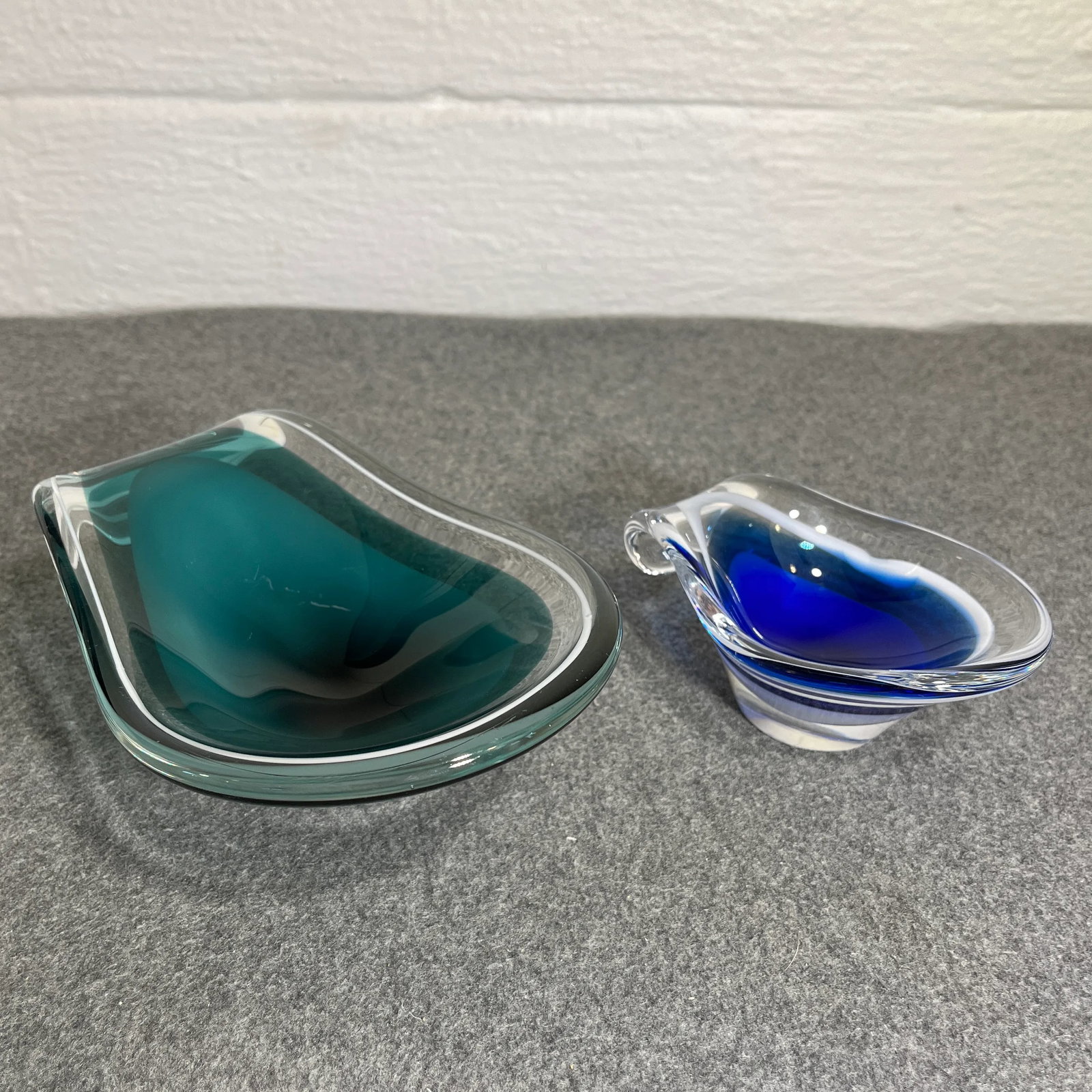 Mid 20th Century Flygsfors Coquille Glass Spoon Bowls - Set of 2 - 3