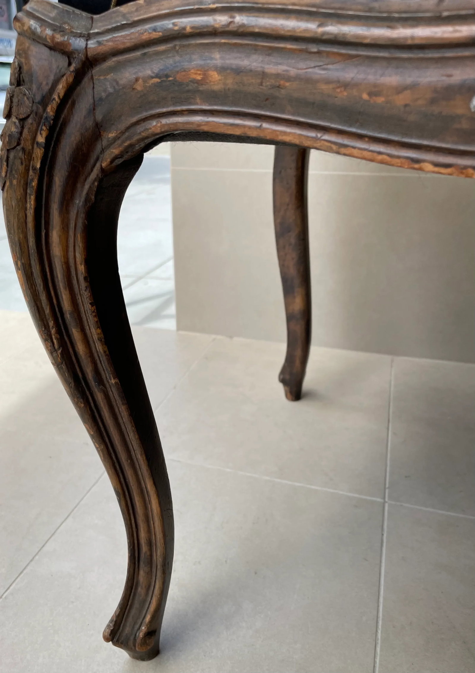 Pair of 19th C. French Louis XVI Armchairs in Brunschwig Et Fils - 3