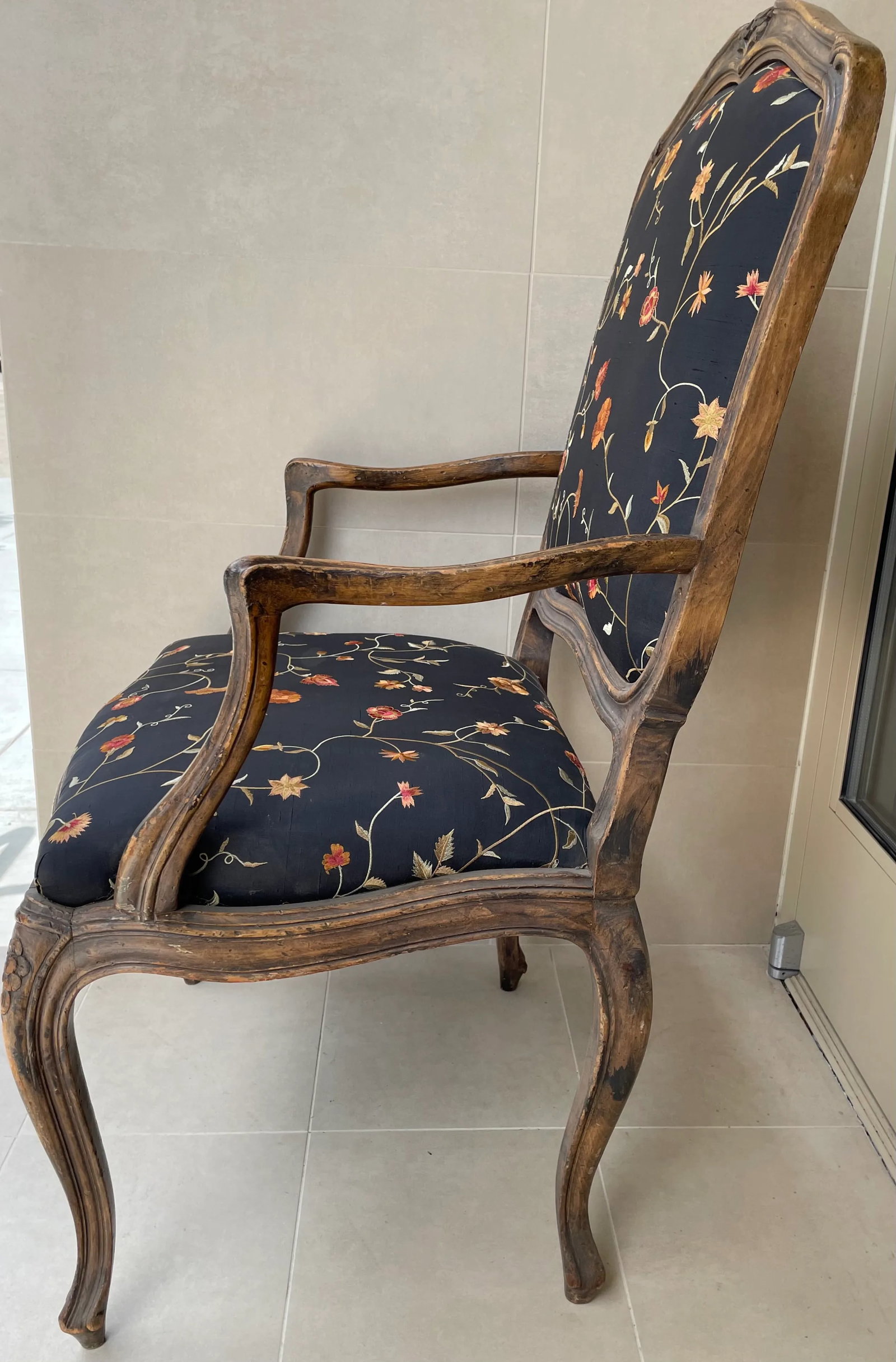 Pair of 19th C. French Louis XVI Armchairs in Brunschwig Et Fils - 6