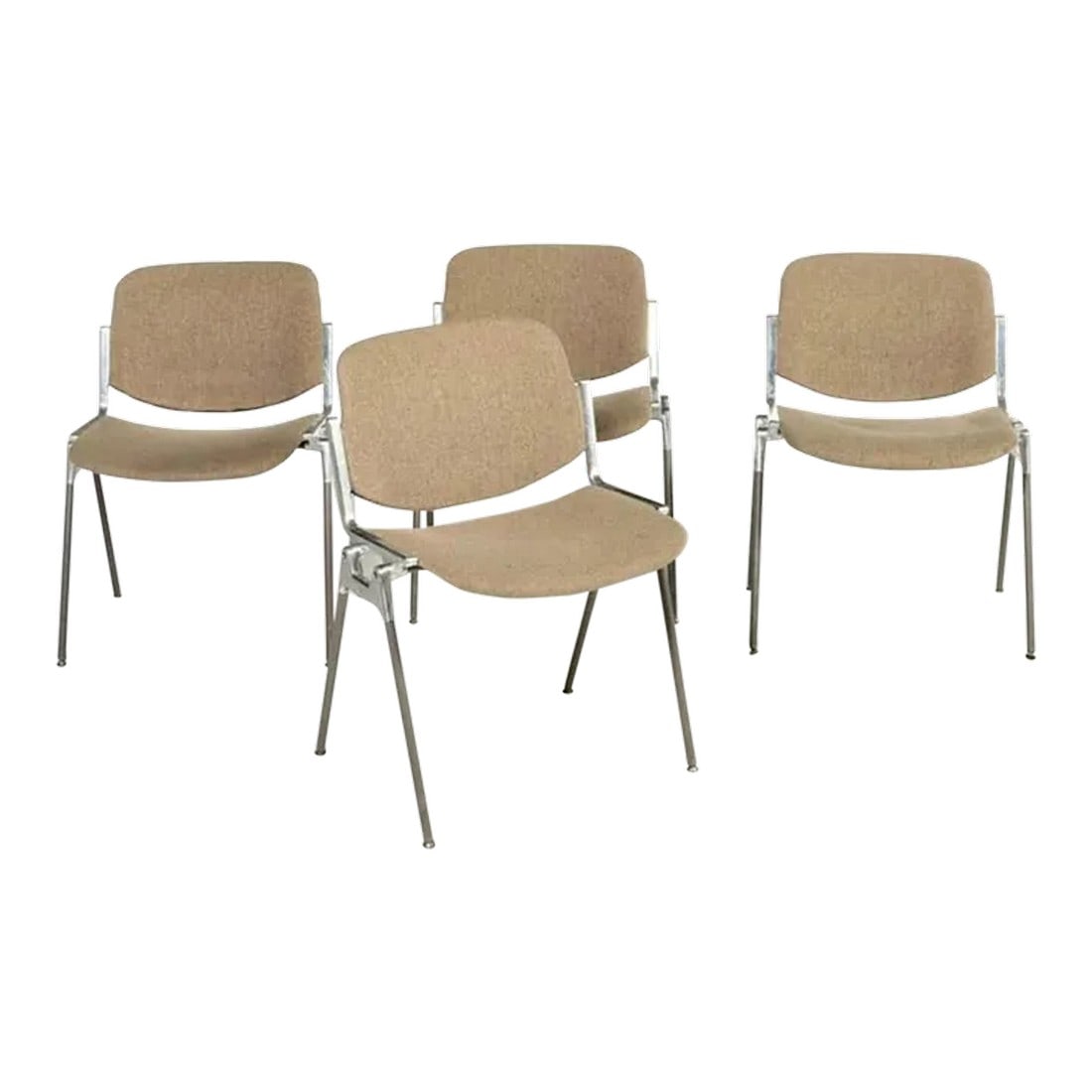 1970s Mid Century Modern, Giancarlo Piretti for Castelli Taupe Dining Chairs - Set of 4: Set of four mid-century stackable Italian Giancarlo Piretti chairs by Castelli, stamped on the frame "Castelli 113/81". They have an aluminum base and are still in the original taupe tweed upholstery.