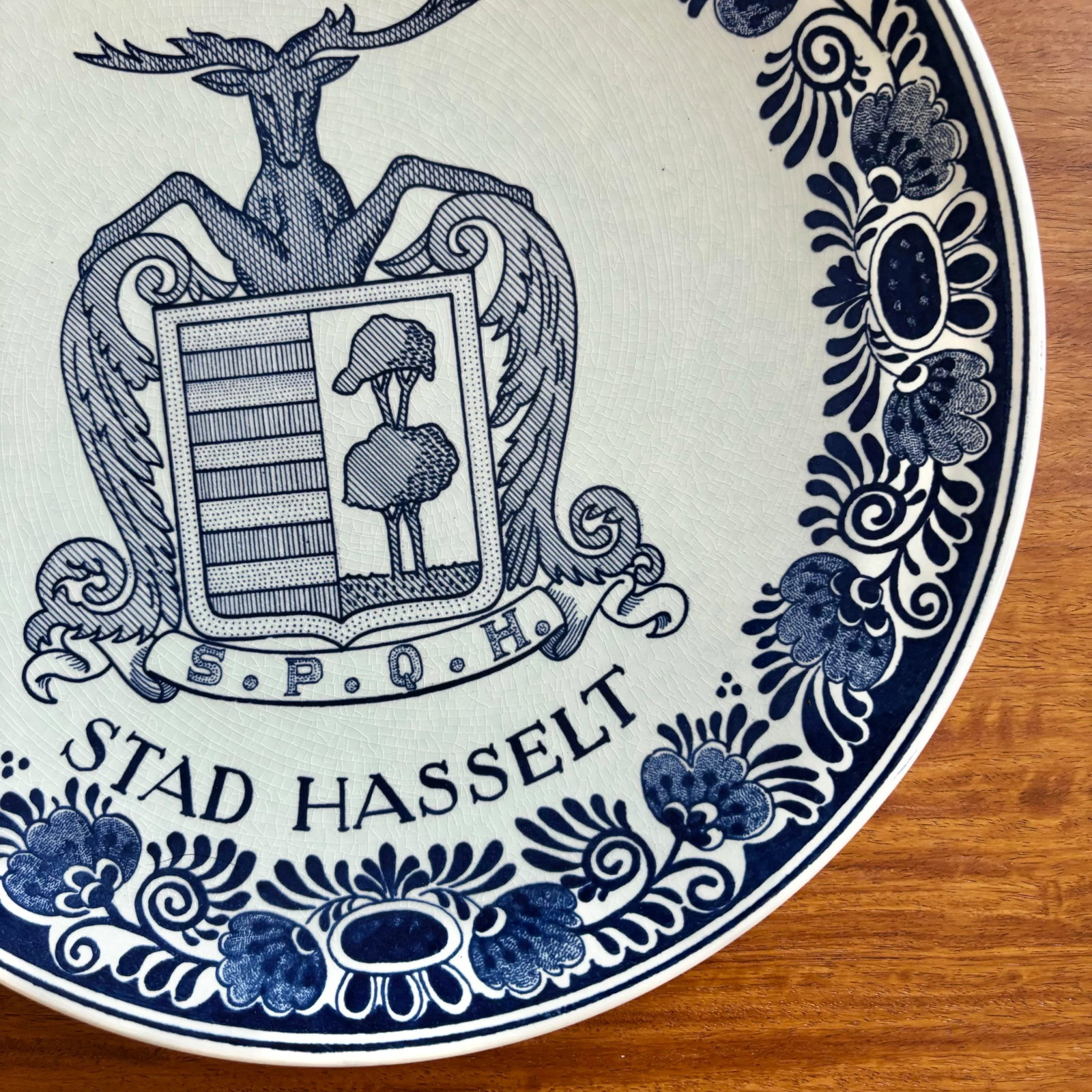 Mid 20th Century Dutch Delft Deer Coat of Arms Plate - 5