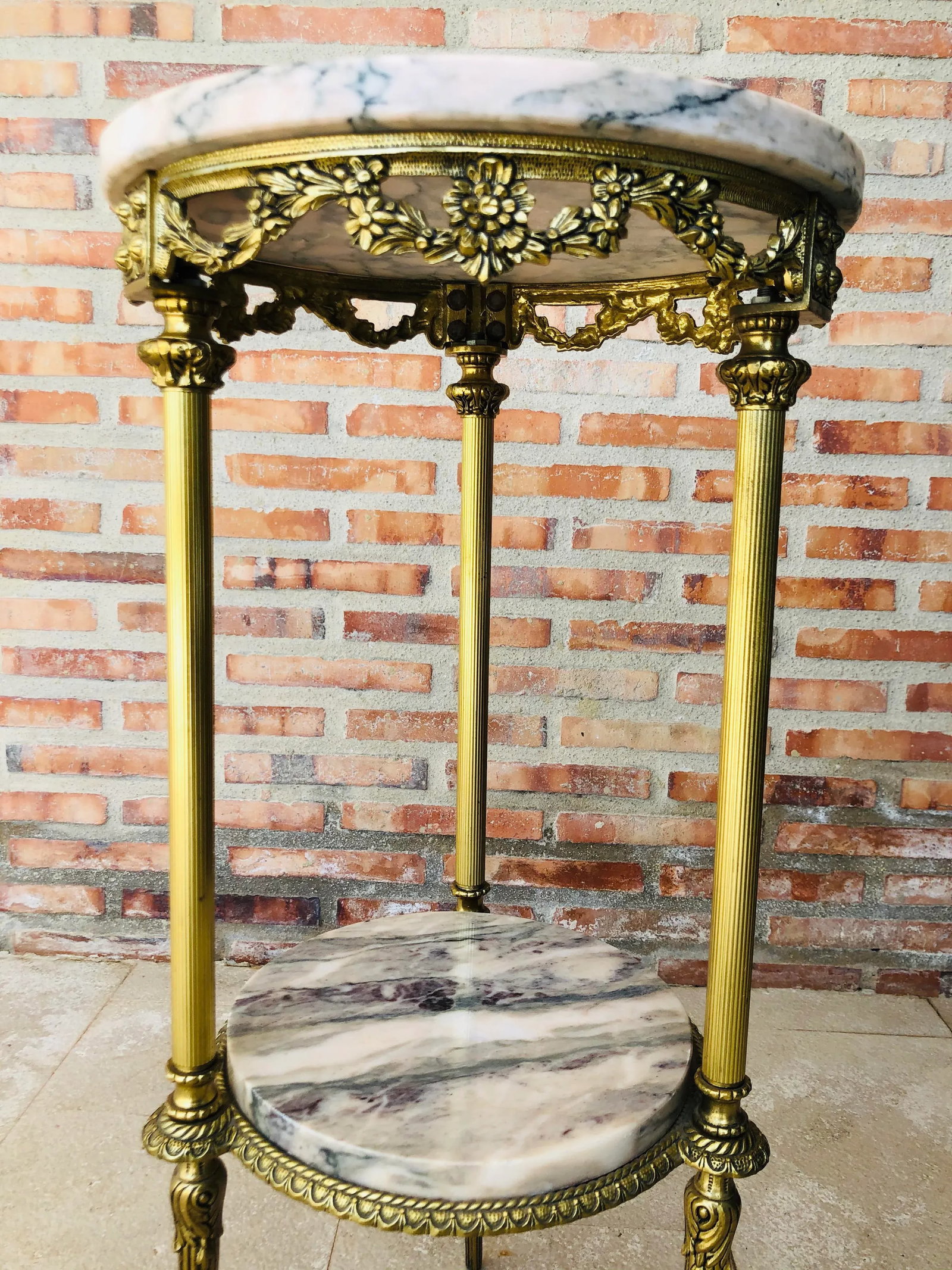 19th Spanish Bronze and Brass Gilted Side Table With White Marbles Top - 9