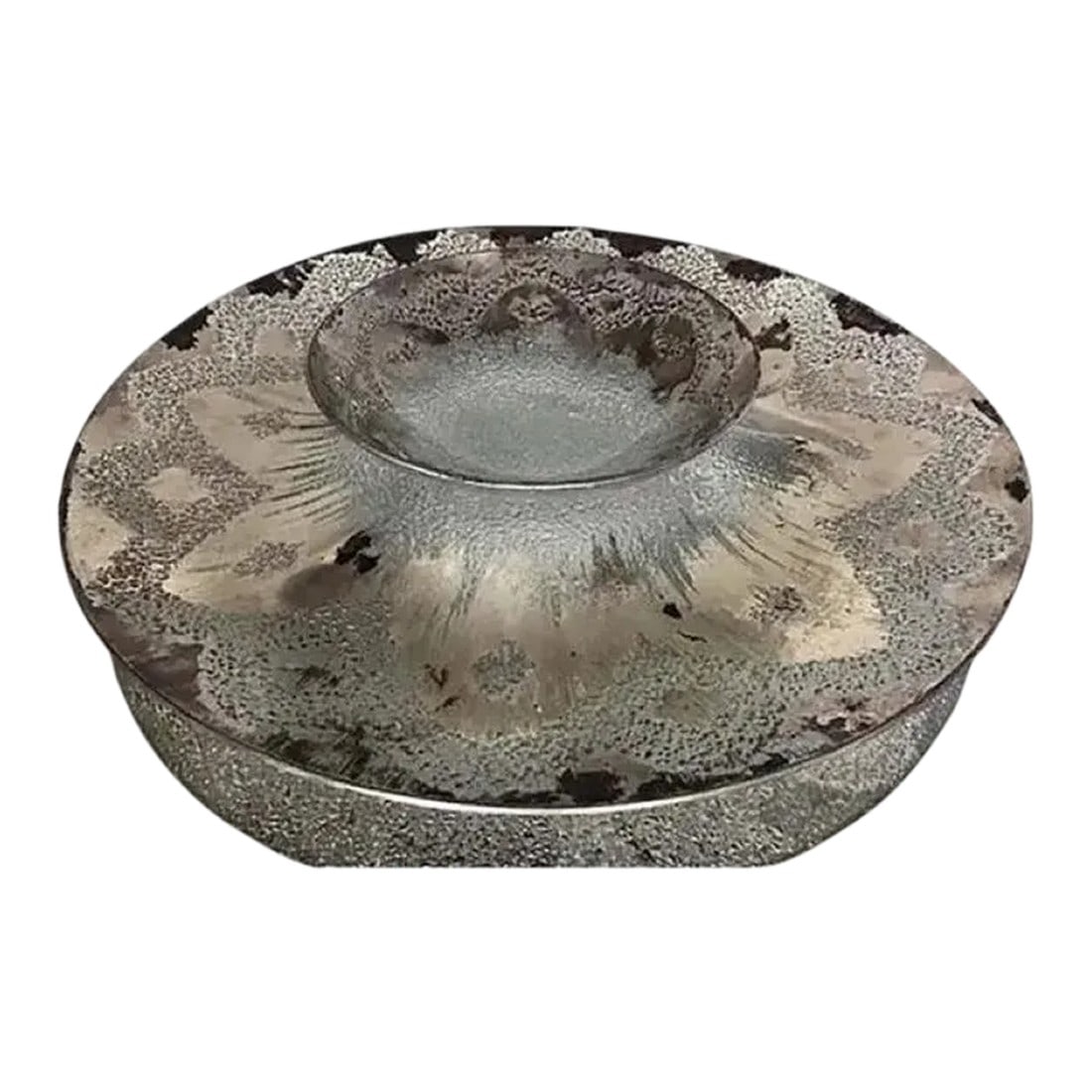 1960s Mid-Century Modern Dorothy Thrope Atomic Splash Chip & Dip Server: This Dorothy Thorpe chip and dip server from the 1960s features the iconic Atomic Splash pattern, with bold black and silver accents. The clean, geometric design is a prime example of Mid-Century Mode