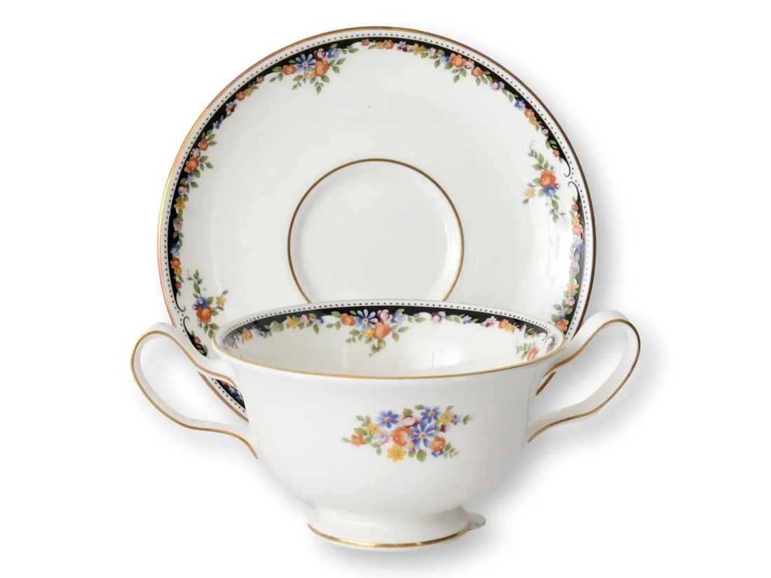 Wedgwood Osborne Cream Soup Svc. for 8 - 6