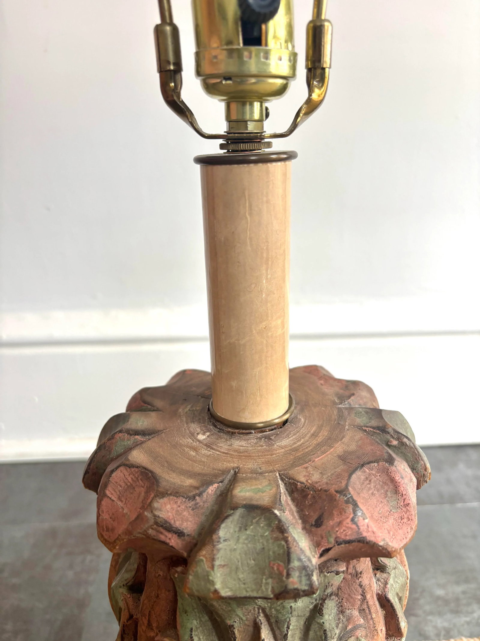 Mid 20th Century French Style Carved Wooden Architectural Element Table Lamp - 5