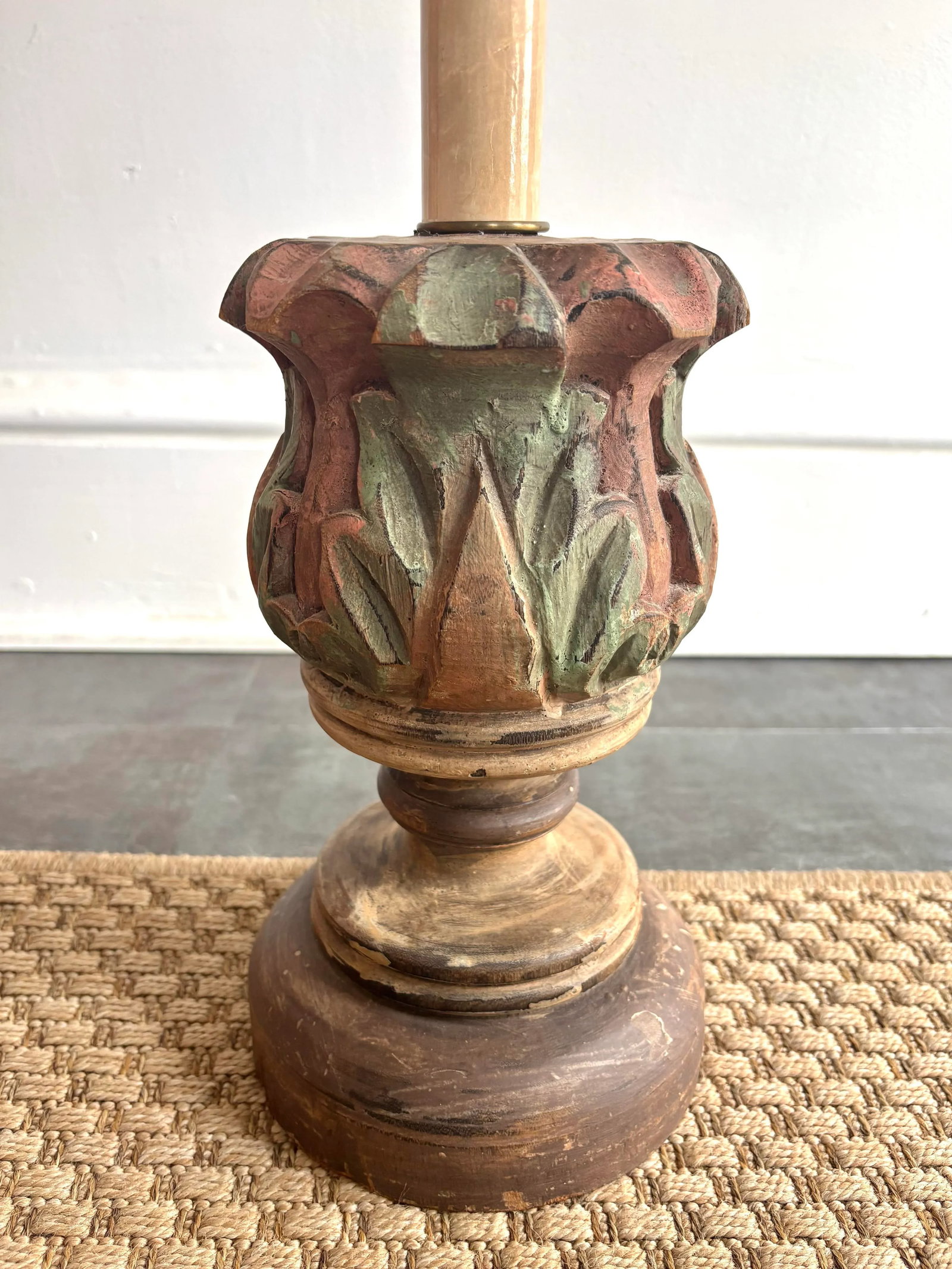 Mid 20th Century French Style Carved Wooden Architectural Element Table Lamp - 7
