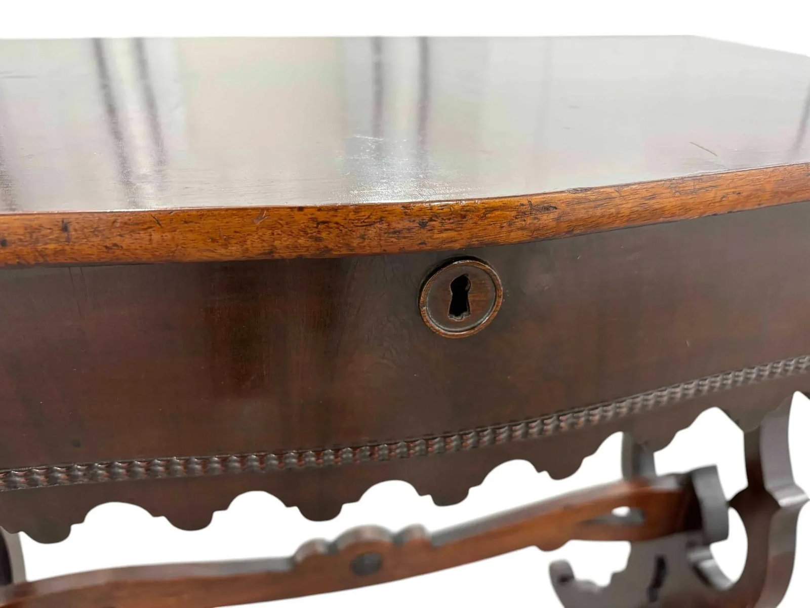 Walnut Victorian Parlor Side Table With Drawer - 5
