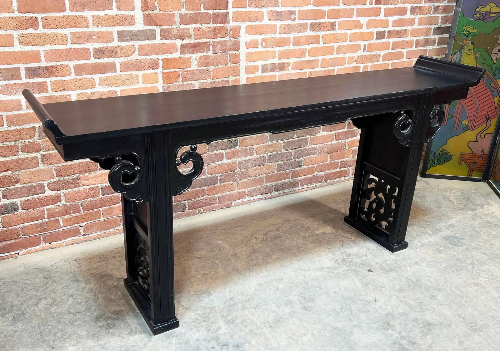 Vintage Black Lacquered Chinese Altar Console Table With Carved Scrollwork - 6