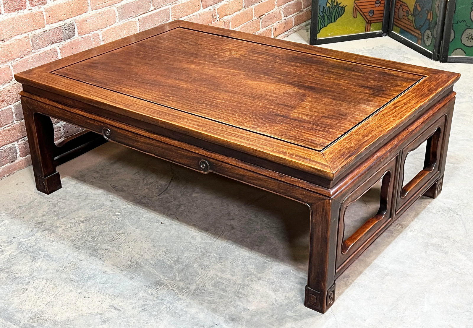 Vintage 1930's Ming Style Burma Padauk Wood Coffee Table With Chinese Scrollwork - 10