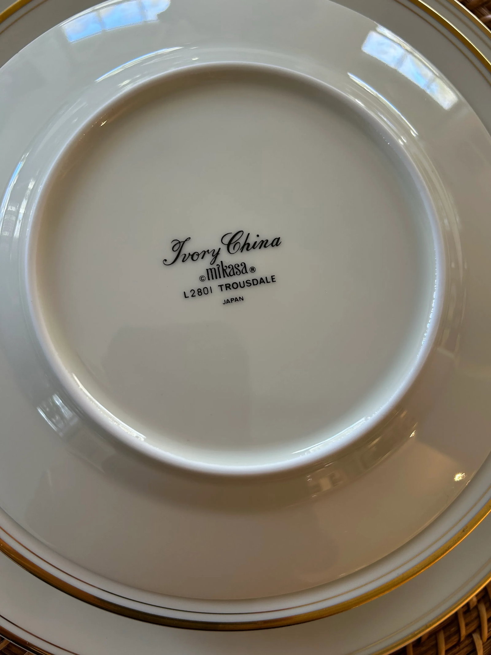 1980's - 2002 Mikasa "Trousdale" Ivory China With Gold Trim Dinnerware - a Set of 24 Pieces - 8