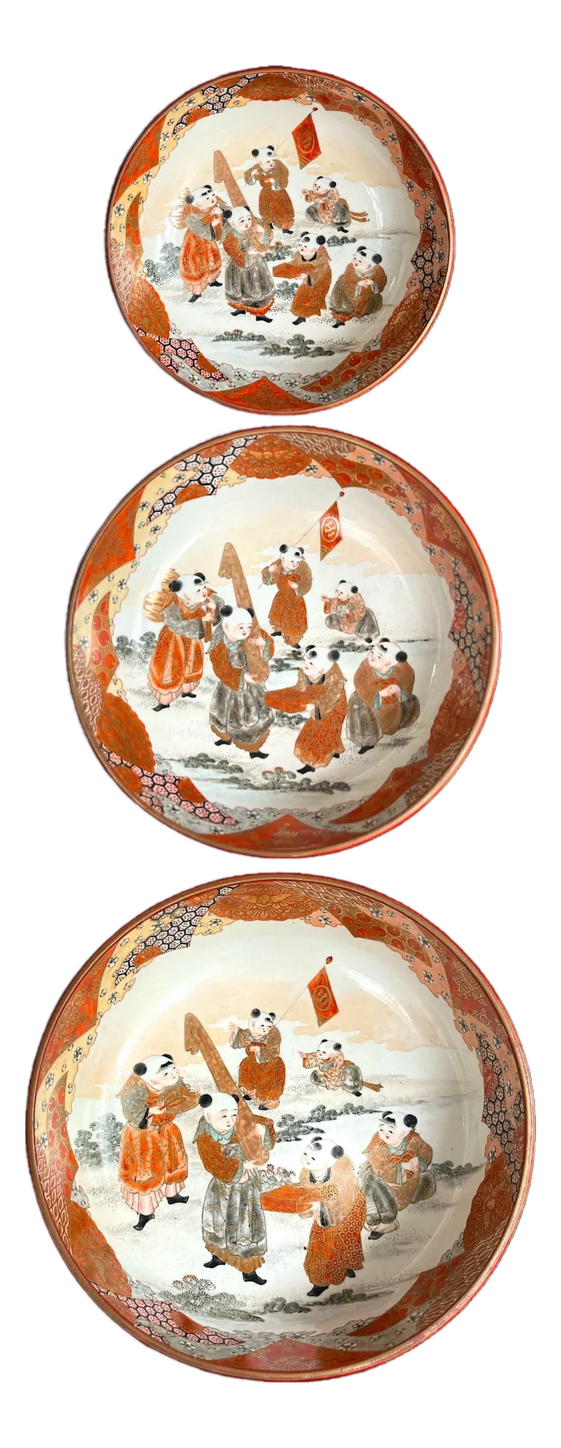 19th Century Antique Meiji Period Kutani-Style Imari Porcelain Nesting Bowls- Set of 3: Set of three antique Japanese nesting bowls features exquisite hand-painted decoration in the Imari style with strong Kutani influence. Each bowl showcases a finely detailed interior scene of