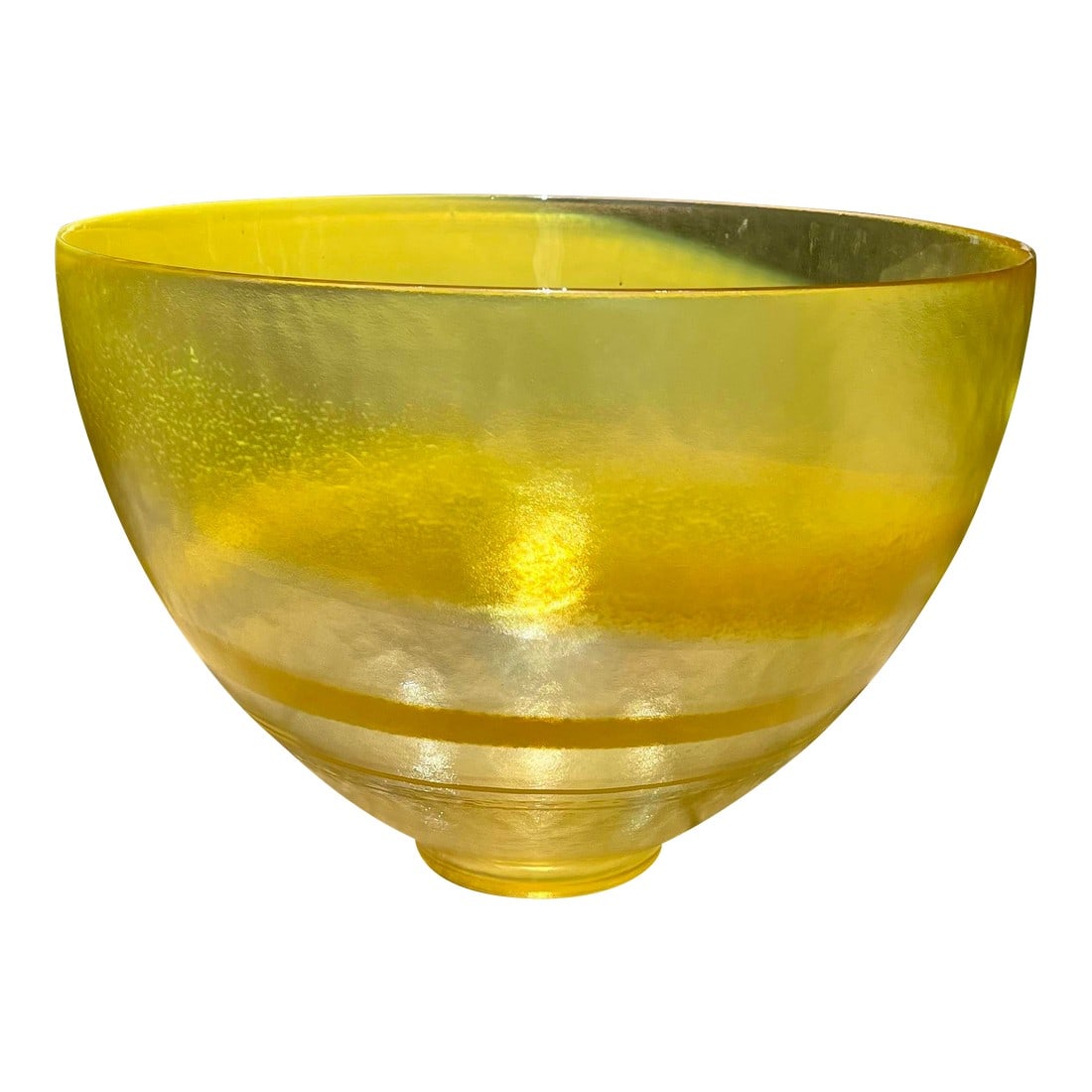 1960s Murano Glass Large Centerpiece Bowl With Yellow Ombre Swirls: A vintage Murano (Italy) hand-blown variegated yellow glass centerpiece bowl circa 1960s. Of circular section with swirls of deep yellow and lighter yellow, on a circular foot with original factory