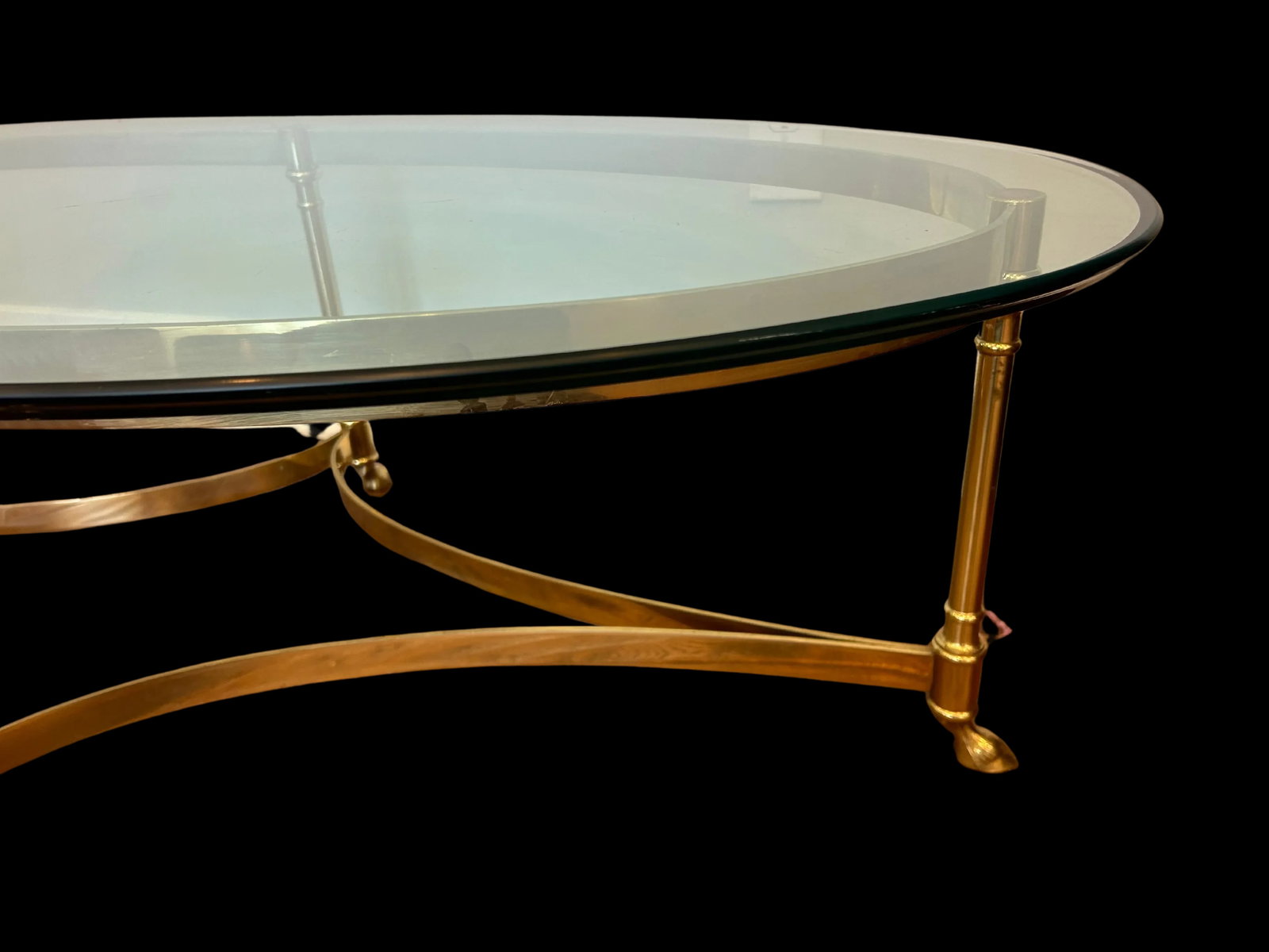 La Barge Attributed Mid-Century Oval Brass and Glass Coffee Table with Hoofed Feet, Patinated Brass - 7