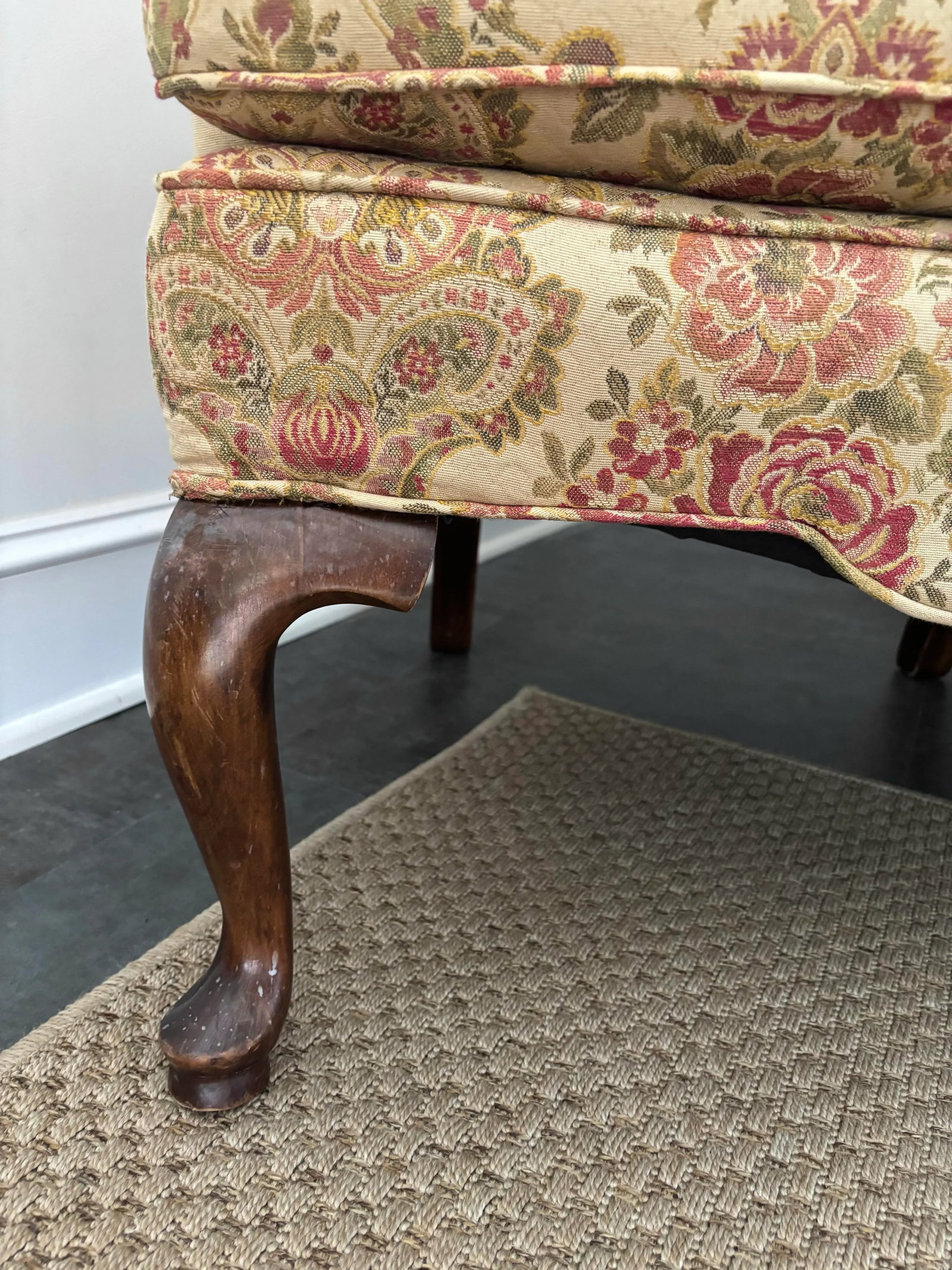 Early 20th Century Custom Queen Anne Mahogany Wing Chair - 2