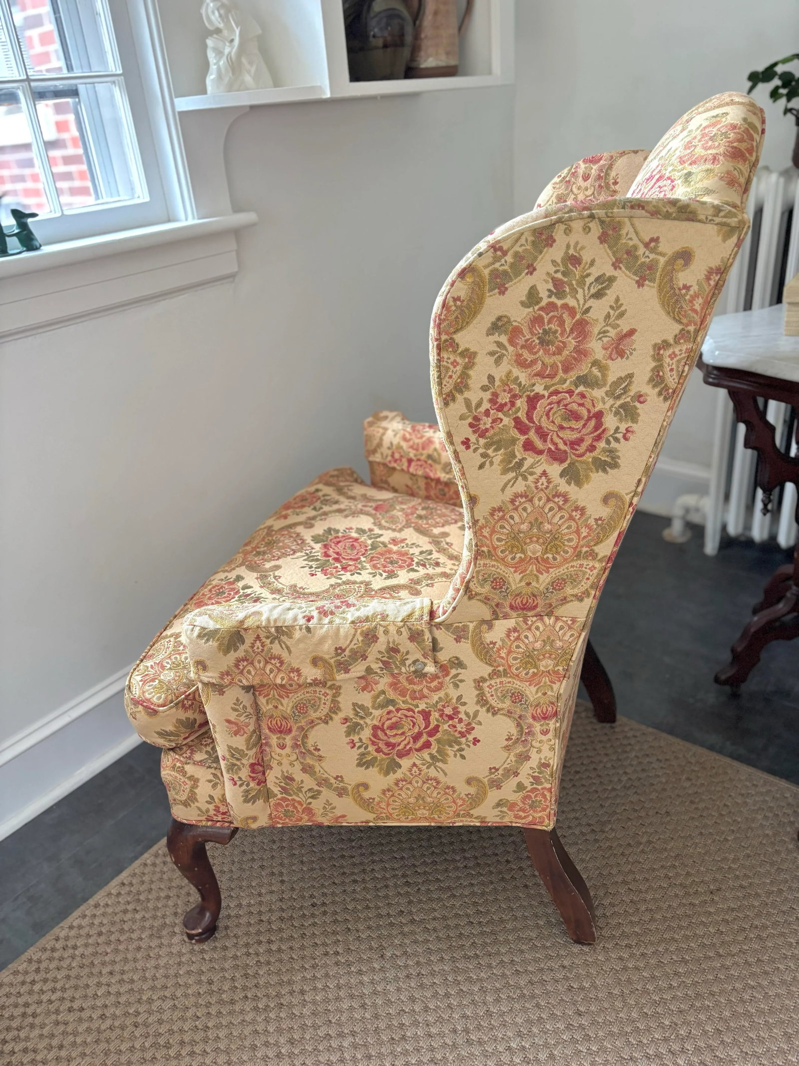 Early 20th Century Custom Queen Anne Mahogany Wing Chair - 4