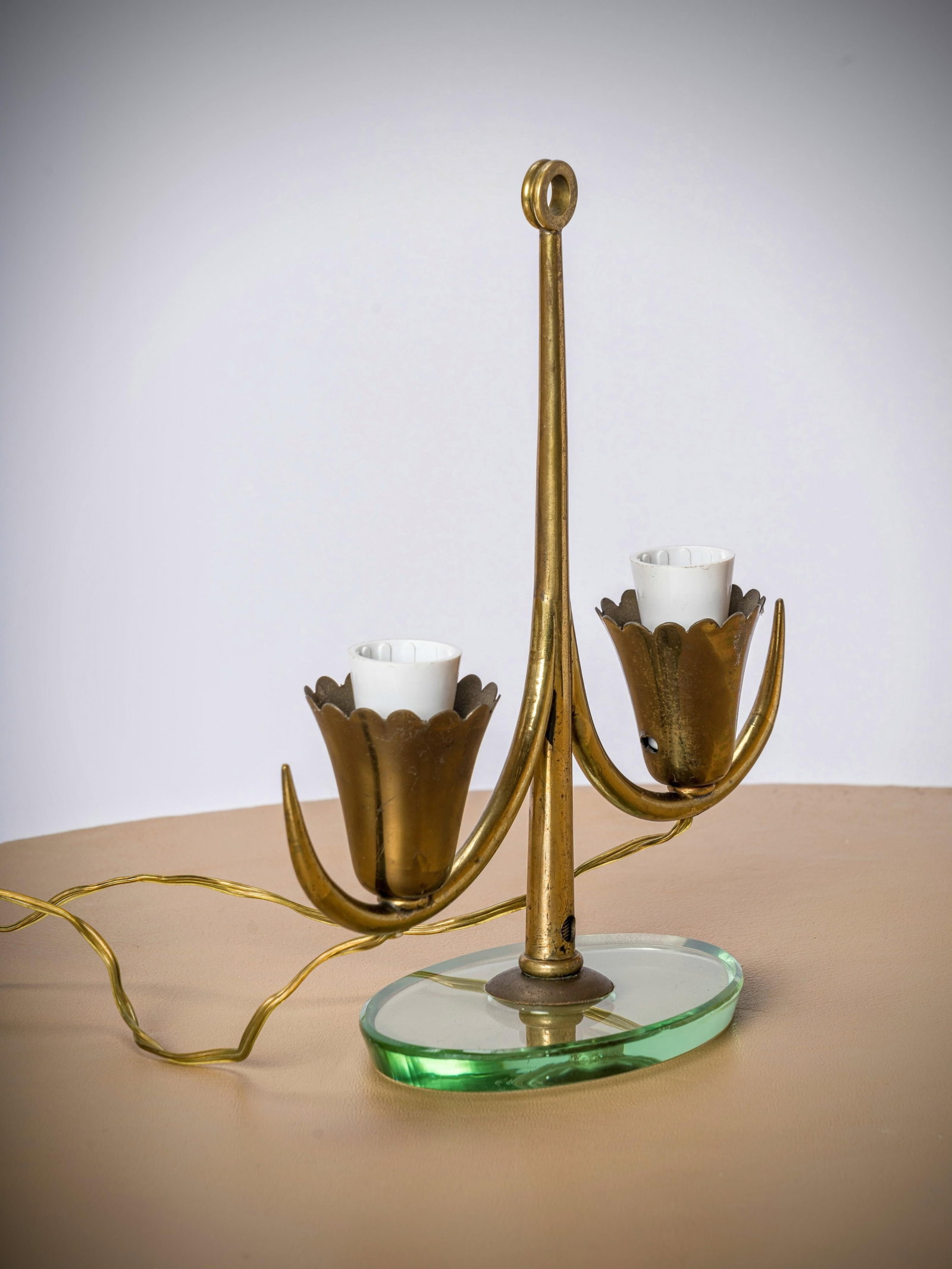 Petite Glass and Brass Table Lamp Att. Fontana Arte, Italy 1950s - 6