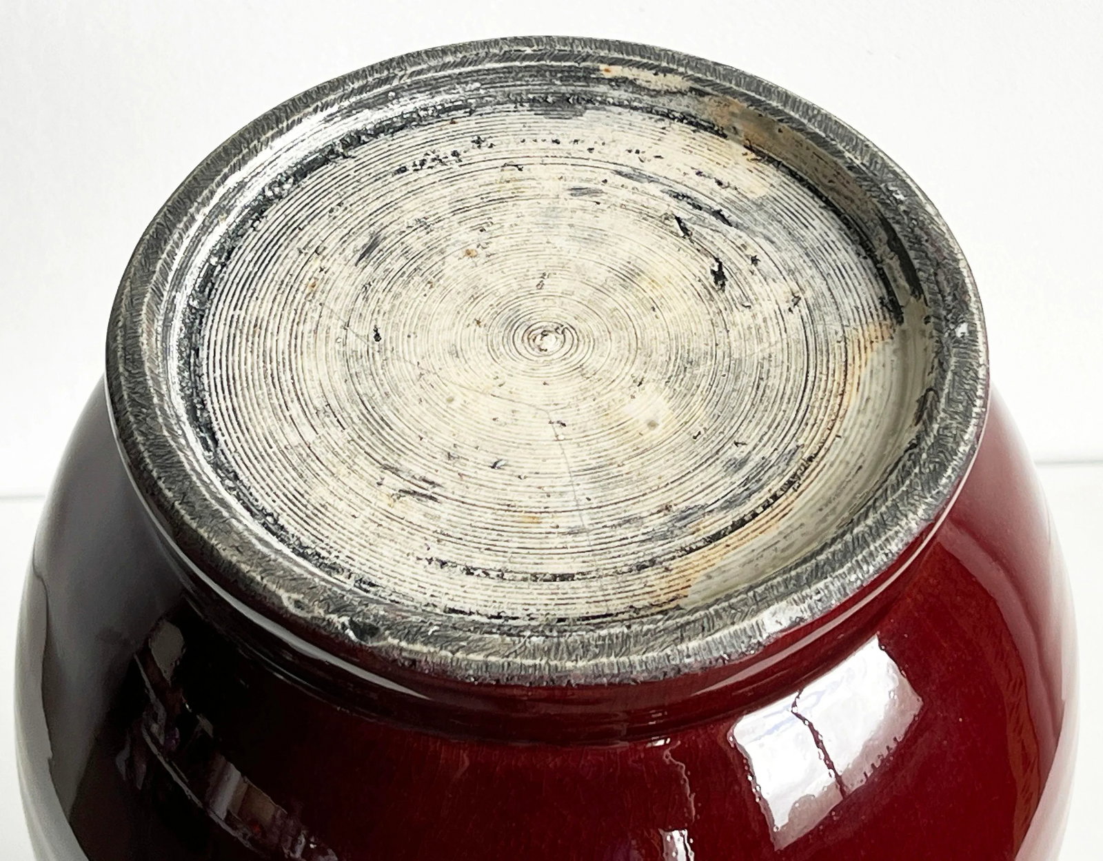 Early 20th C. Sang De Boeuf Oxblood Glazed Chinese Vase - 11
